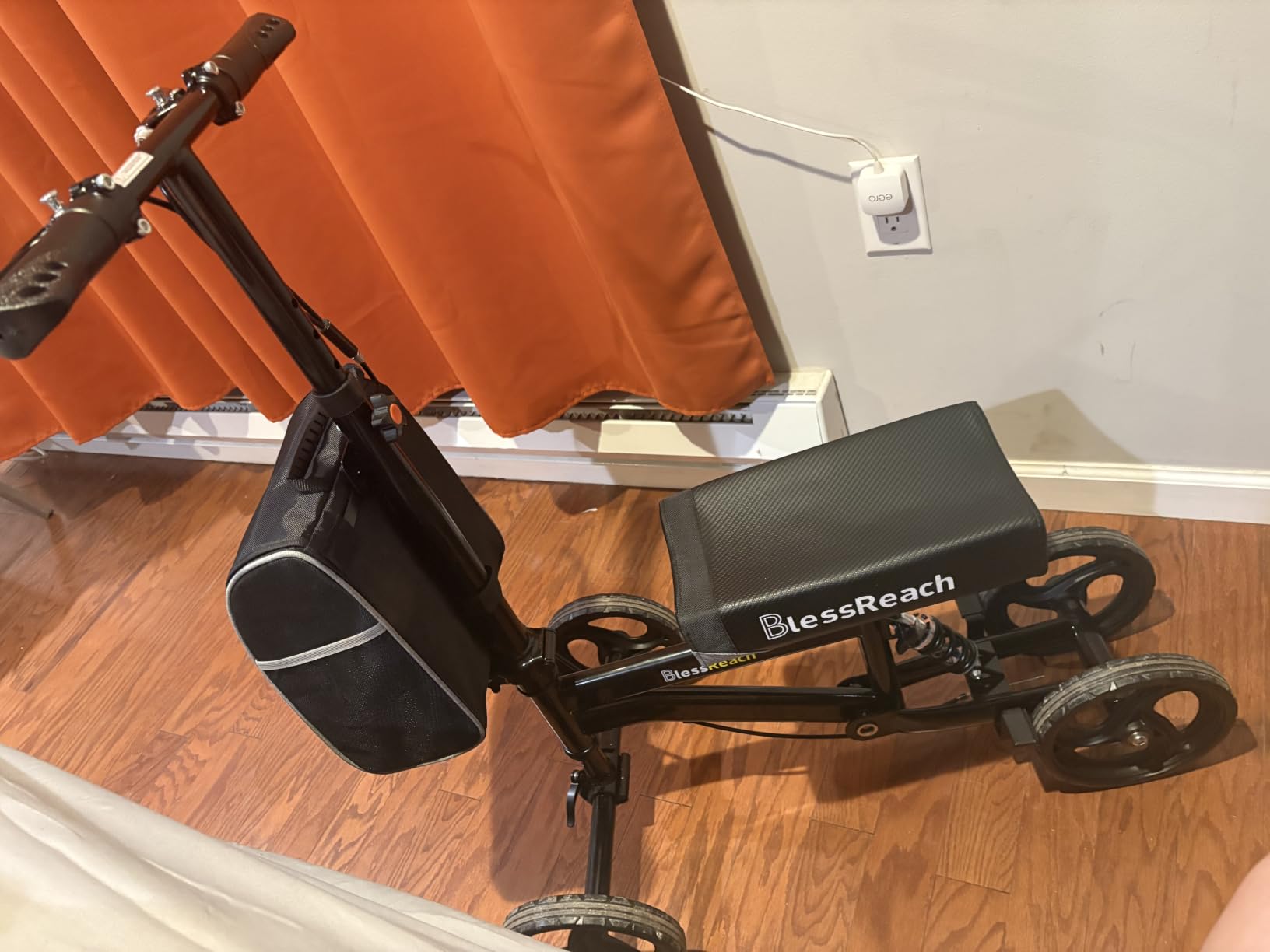 BlessReach Knee Scooter Walker for Adults Foot Injuries Ankle Surgery, Knee Scooters for Adult, Foldable Steerable with Dual Handbrake, Height Adjustable Handle & Knee Pad, 300 lbs Capacity，Black customer photo 2