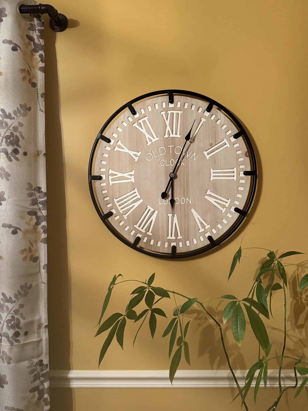 Vantic Farmhouse 30 Inch Extra Large Decorative Wall Clock with Metal Circle, Oversized Wood Wall Clock with Large Roman Numeral for Living Room, Bedrooms and Offices, Silent and Battery Operated customer photo 1