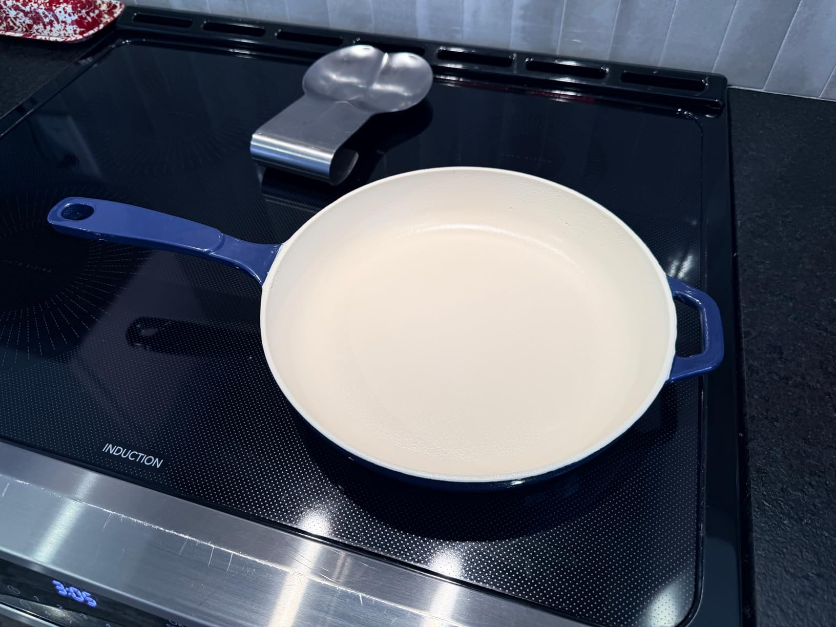 Hisencn Cast Iron Skillets,10.2 Inch Ceramic Frying Pan,Nonstick Frying Pan Without PFAS & PTFE & PFOA,Dishwasher & Oven Safe,Enameled Cast Iron Skillet For Gas/Electric Stovetop customer photo 1