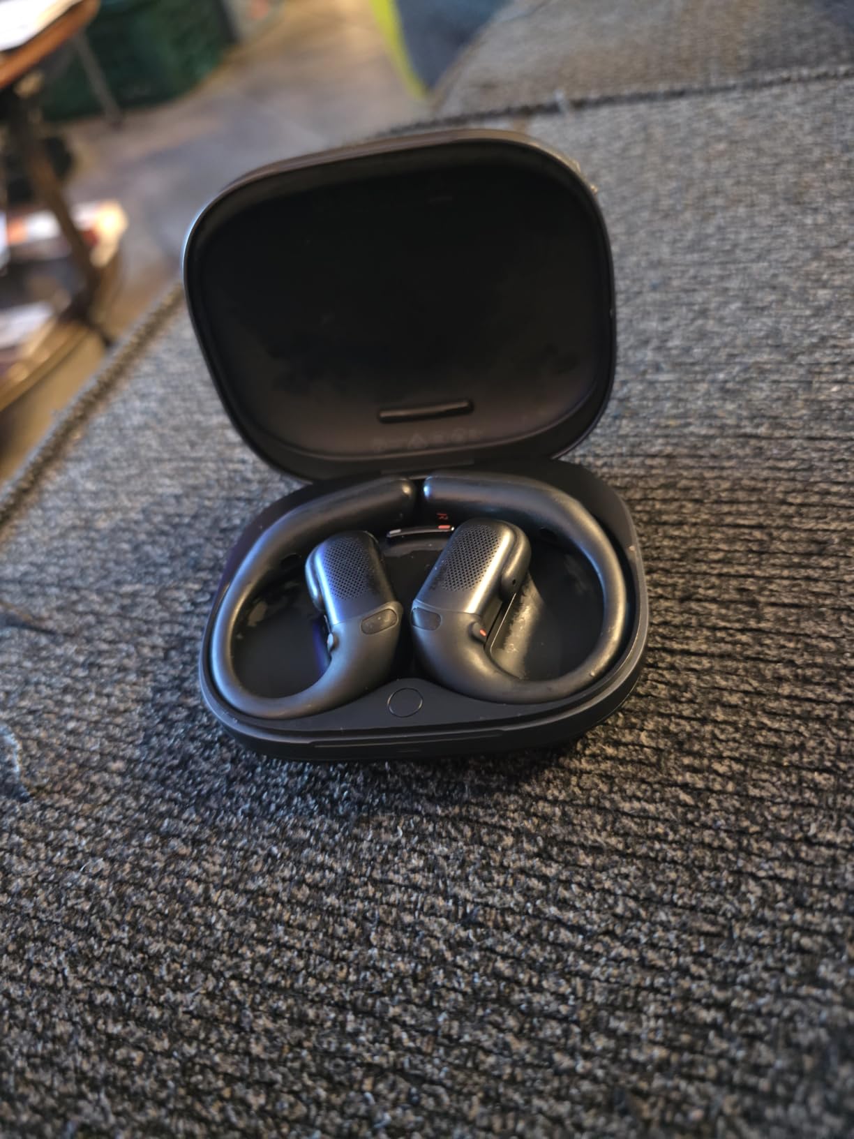 SHOKZ OpenFit Pro Open-Ear Earbuds with Noise Reduction, Dolby Atmos, Black | Bundle with Gym Bag; Deep Bass, 50H Playtime, AI call clarity; Bluetooth 6.1; IP55 Secure all-day fit; Gym/Office/Cafe use customer photo 1