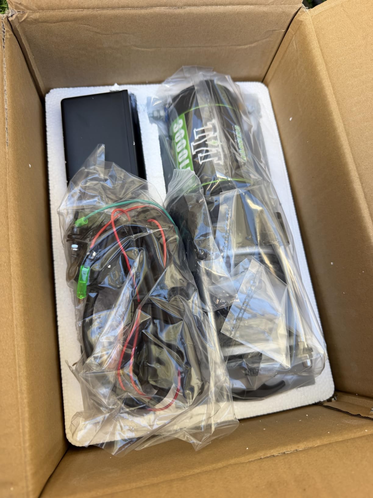 TYT 3000 lb ATV Winch with Wireless Remote and Wired Switch,12V DC Electric Winch Synthetic Winch Rope with Fairlead and Winch Mounting Plate customer photo 2