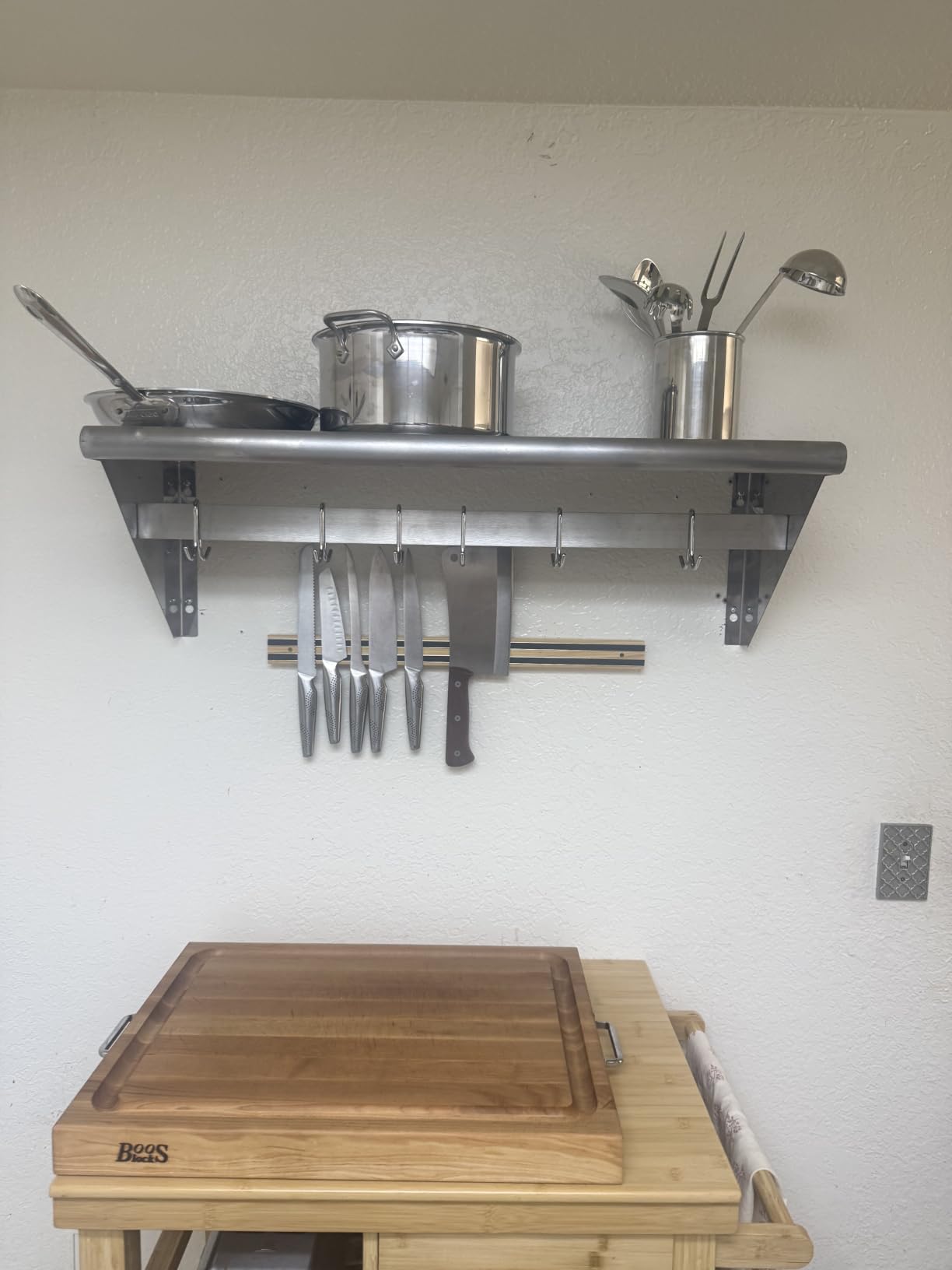 Norpro 18-Inch Magnetic Knife Tool Bar customer photo 2