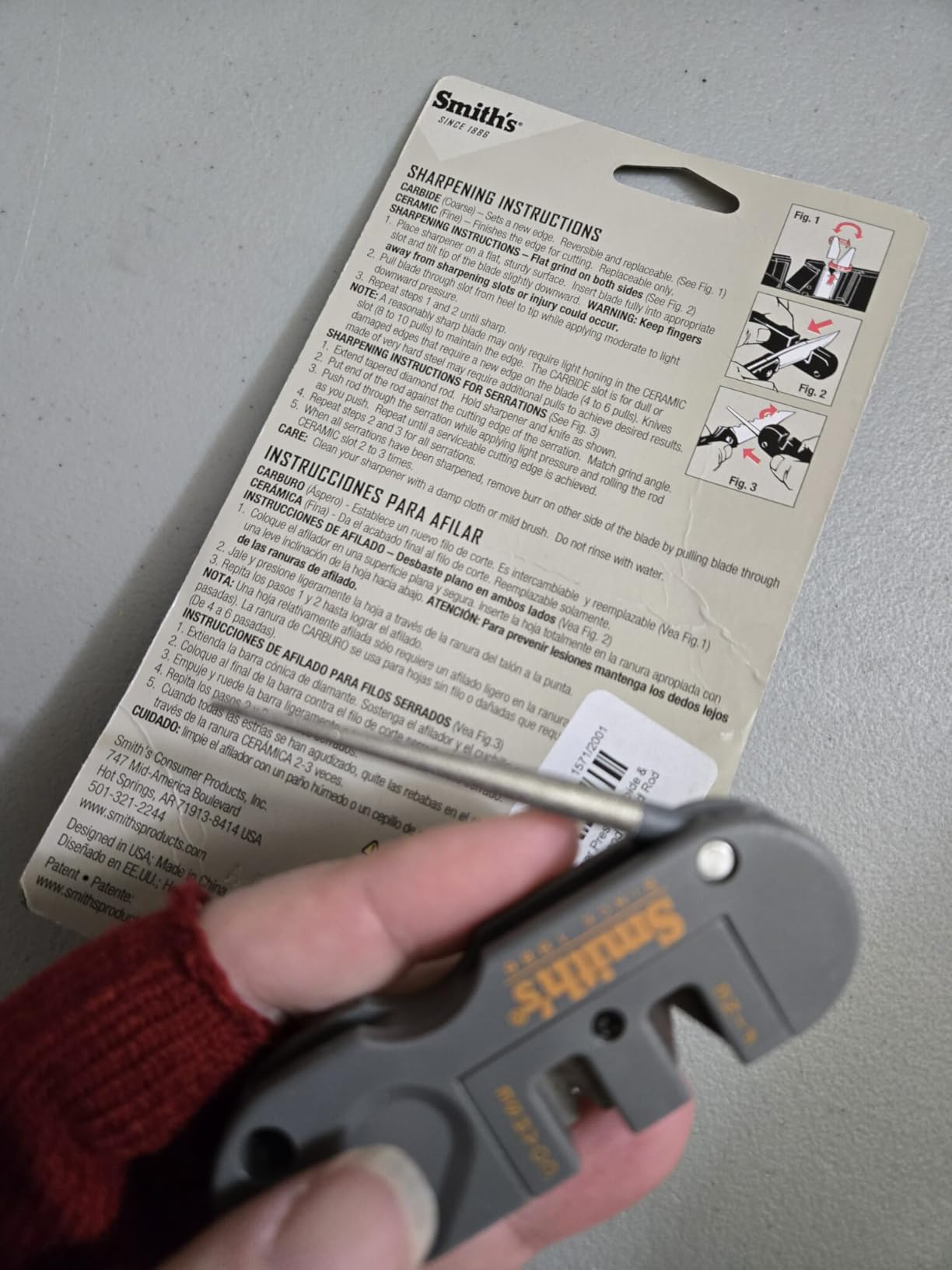 Smith's PP1 Pocket Pal Knife Sharpener Preset Carbide & Ceramic Stone Sharpeners Fold-Out Diamond Coated Rod Outdoor Hunting Knife & Hook Sharpener, Handheld, Compact, Lightweight, Multiuse customer photo 2