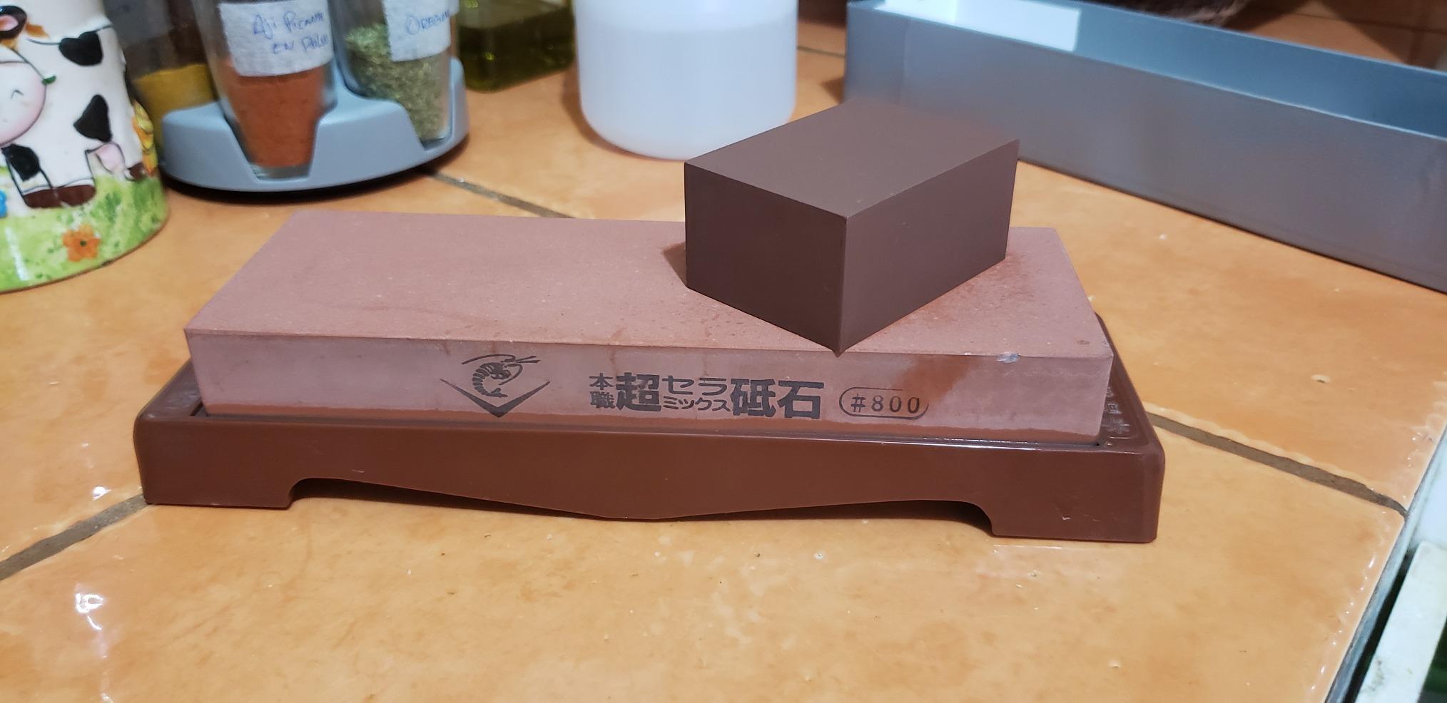 Shrimp Corporation SS-800 Professional Super Ceramic Whetstone with Base #800 customer photo 2