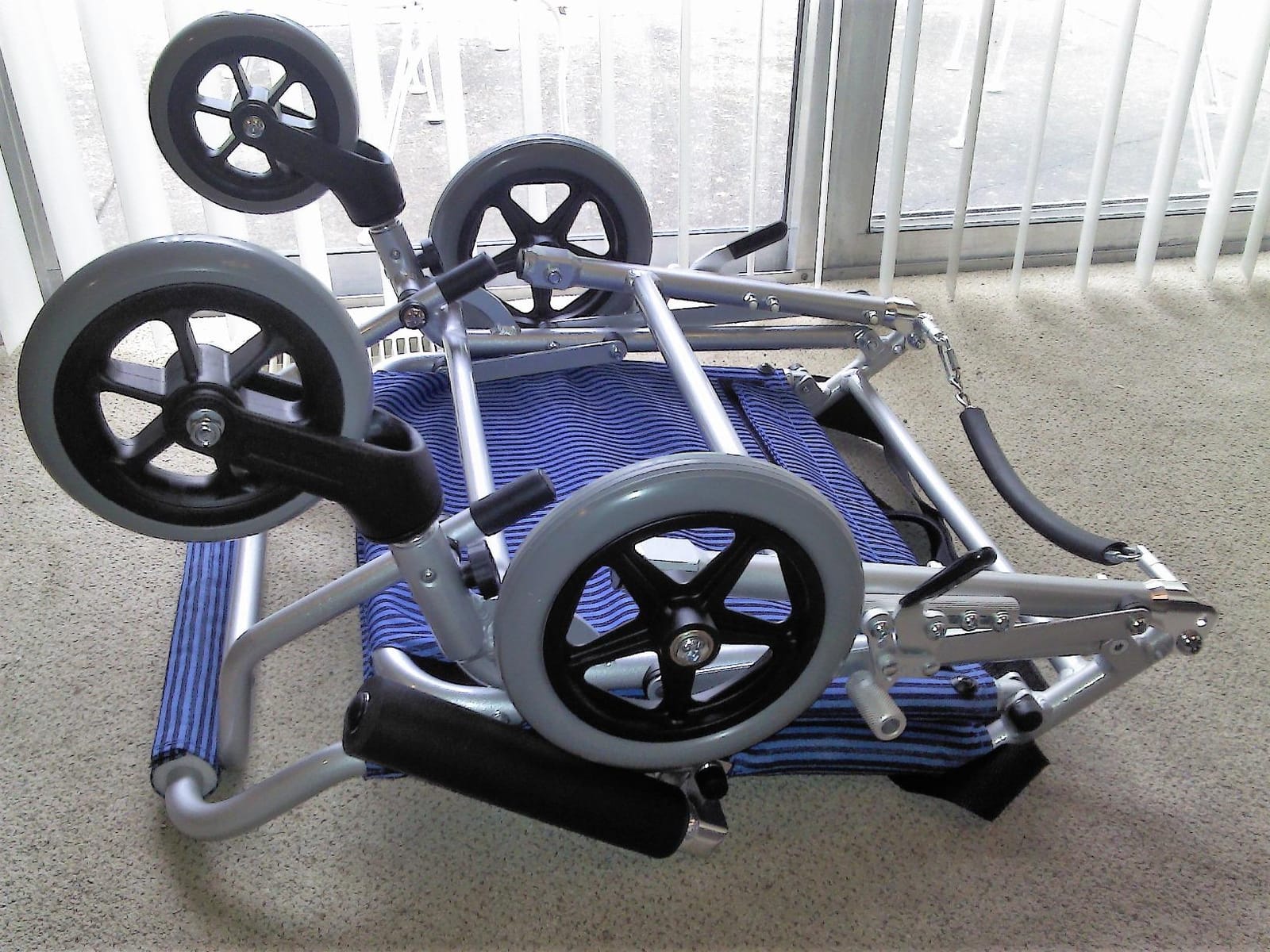 Drive Medical Lightweight Folding Transport Wheelchair with Carry Bag customer photo 1