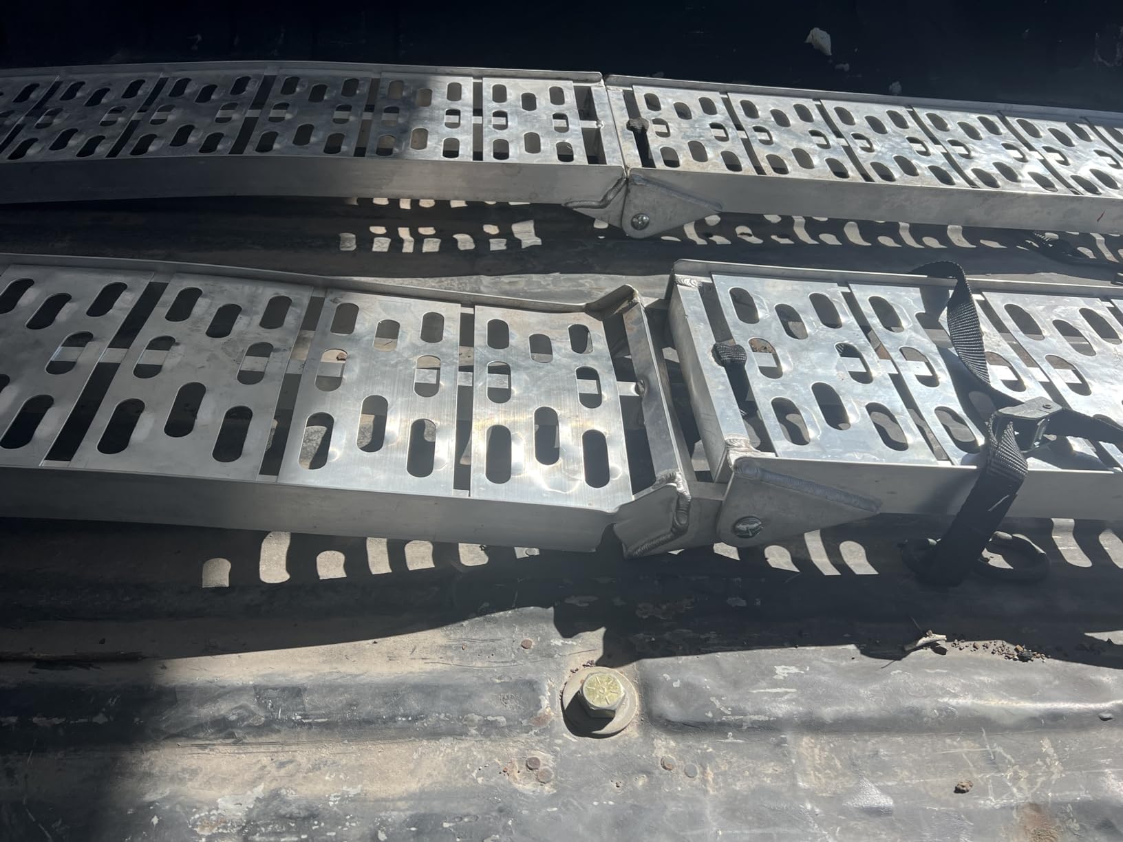 Black Widow Aluminum Single-Runner Plate Motorcycle Ramp, 750 lb, 7 Ft 5 in customer photo 2