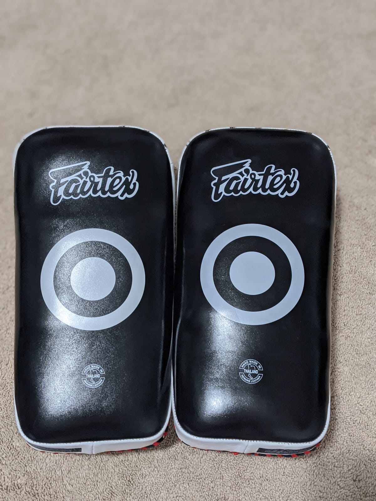 Fairtex Curved Muay Thai Pads, Kickboxing Punching Kicking Striking Shield customer photo 1