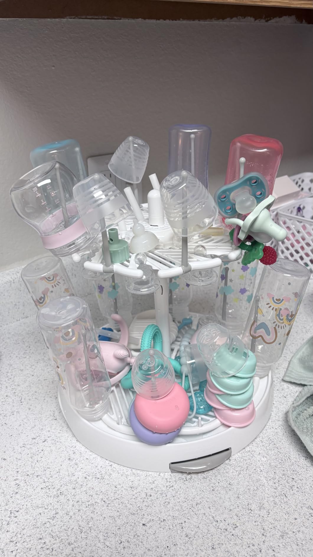 Munchkin High Capacity Baby Bottle Drying Rack, White customer photo 2