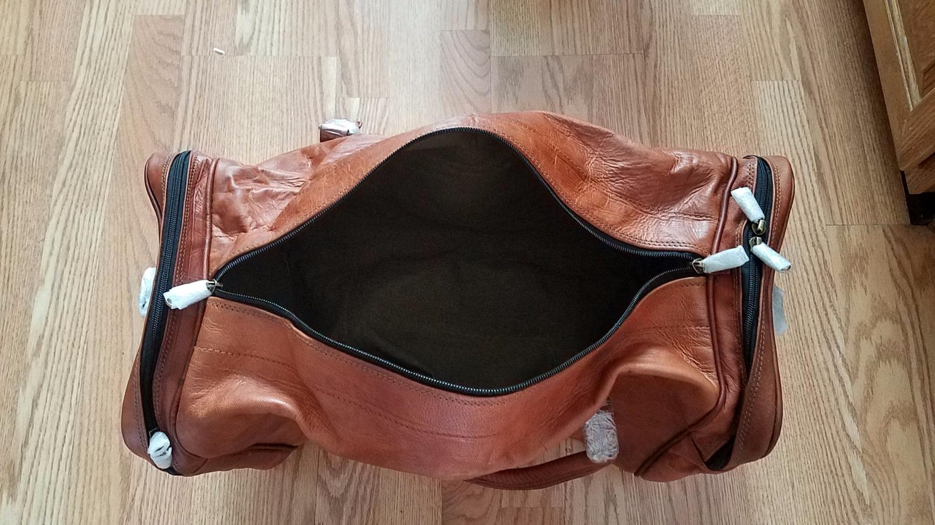 21 Inch Leather Travel Duffle Bag for Men & Women, Overnight Weekend Bag customer photo 1