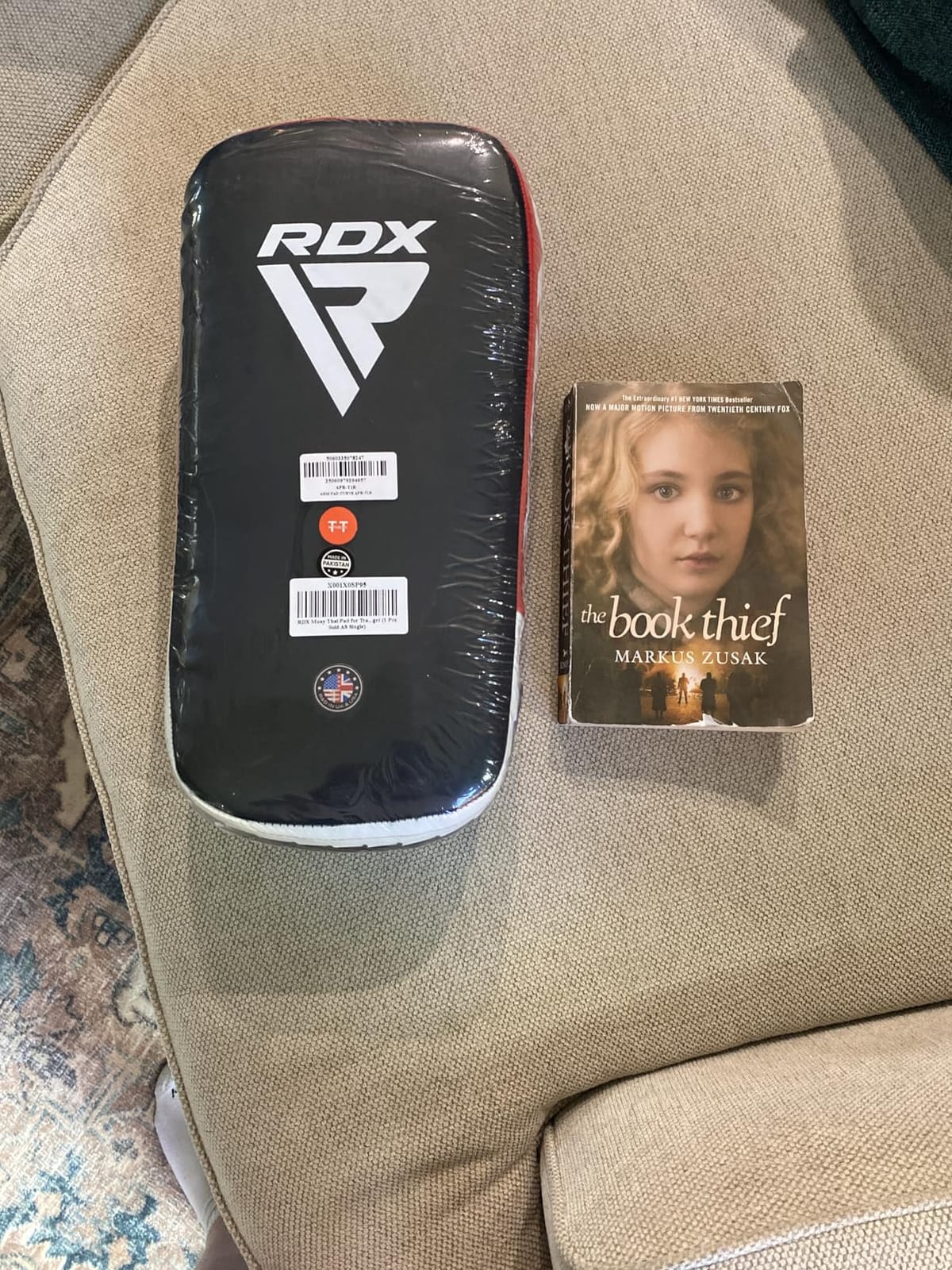 RDX Muay Thai Pad for Training, Curved Kickboxing Kicking Strike Shield, Coaching Kick Boxing, MMA, Martial Arts, Karate, Taekwondo, Punching, Foot, Knee and Elbow Target customer photo 1