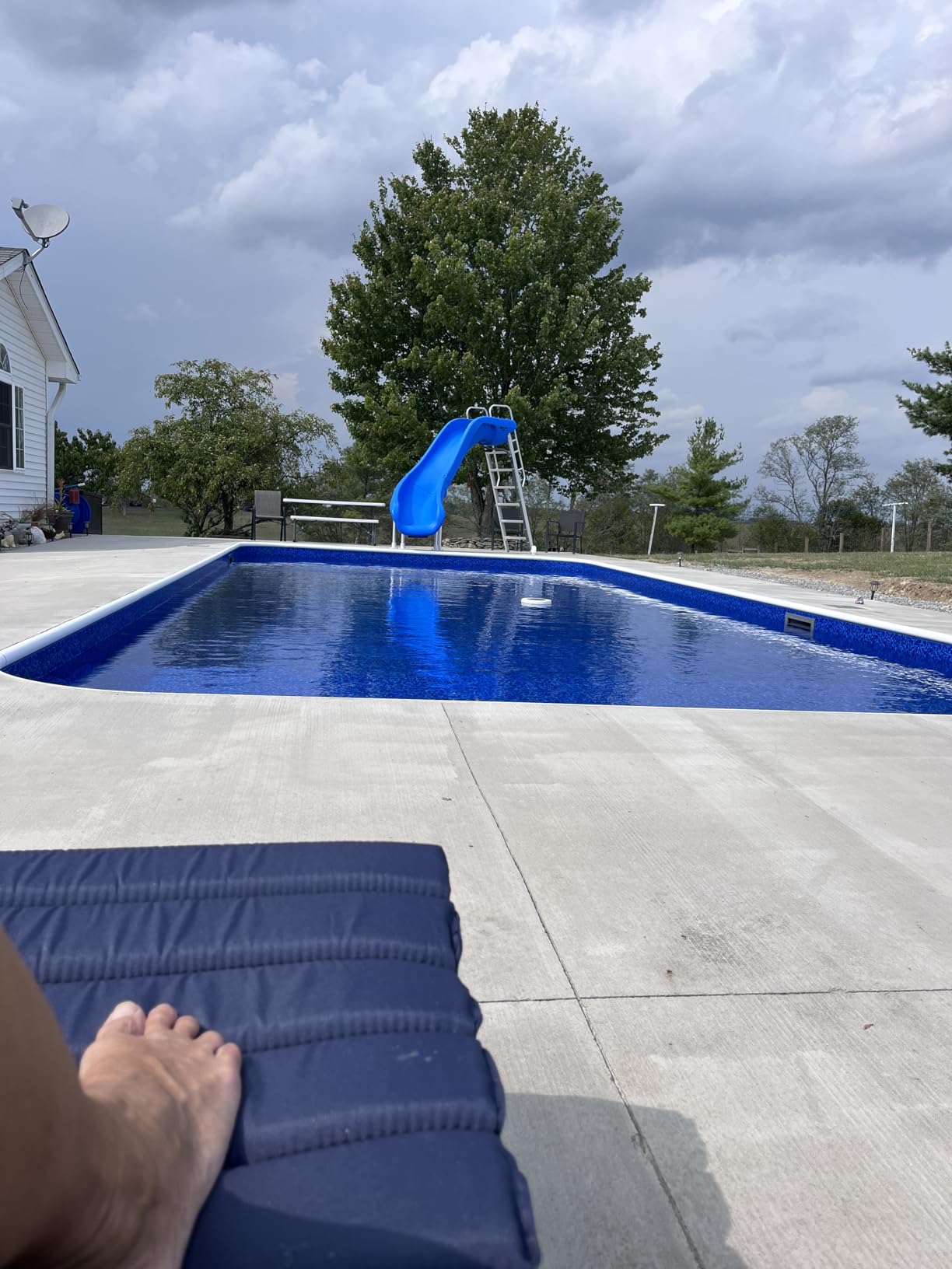 S.R. Smith 610-209-58110 Rogue2 Pool Slide, Taupe customer photo 1