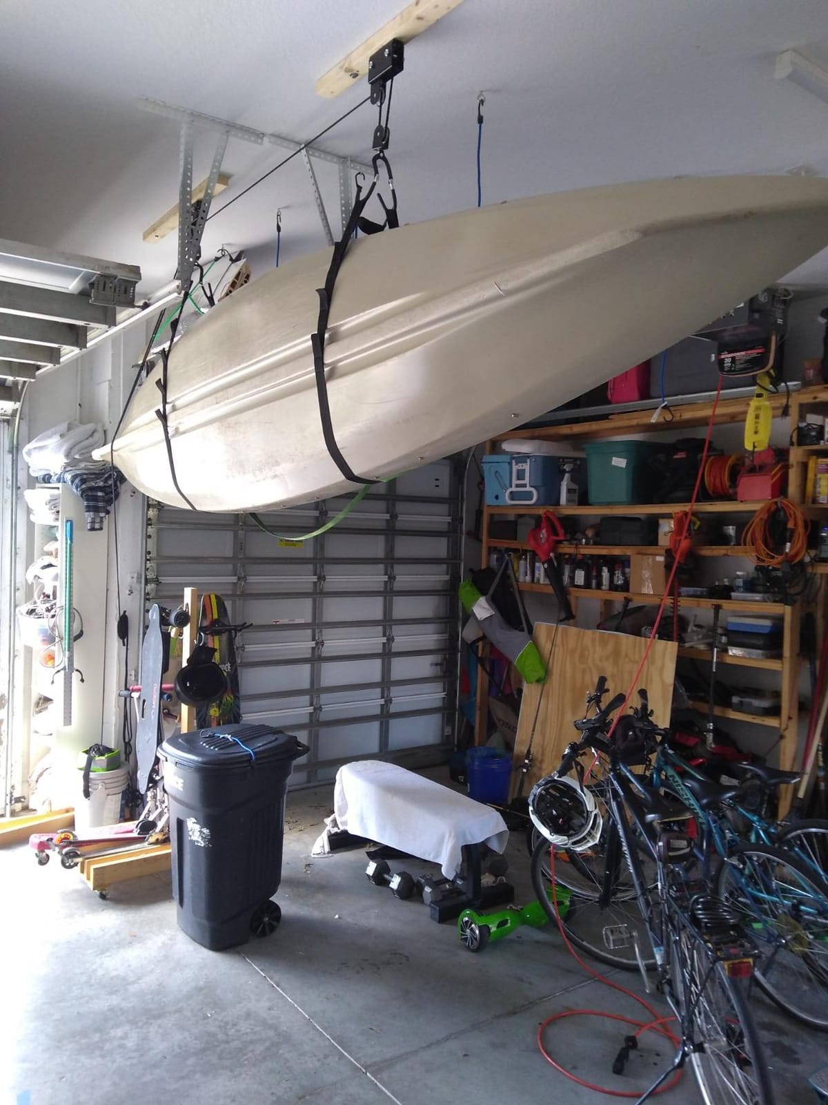 Extreme Max 3004.0204 Kayak/Canoe/Bike/Ladder Hoist & Lift for Storage in Shop or Garage - 120 lb. Capacity,Black customer photo 1