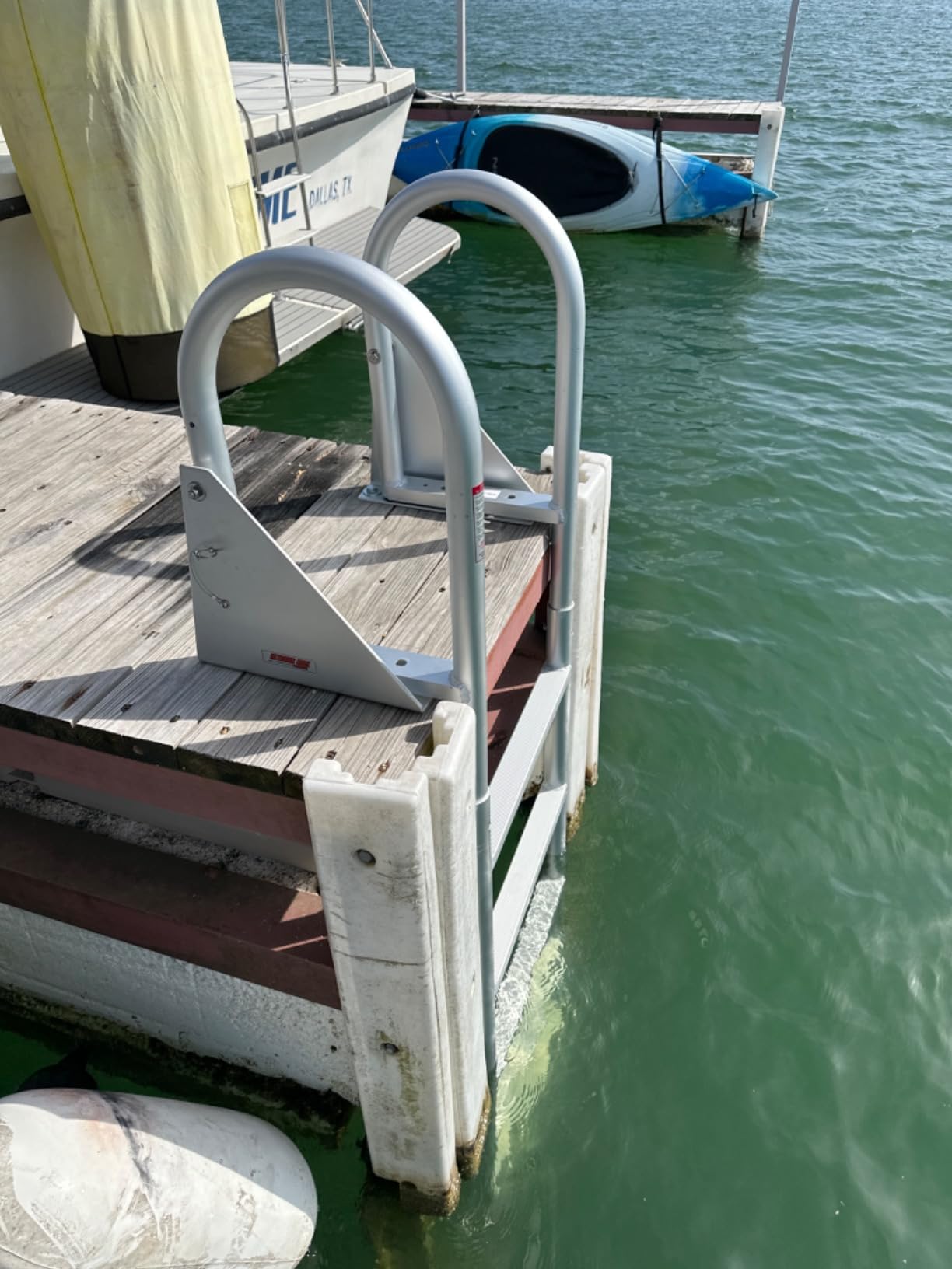 Extreme Max 3005.3473 Heavy Duty Flip-Up Dock Ladder with Comfortable Round Tube Frame - 4 Steps, 21