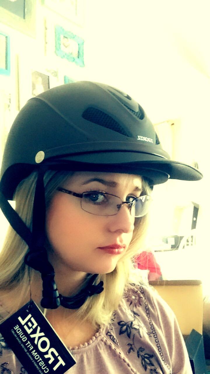 Troxel Troxel Dakota Horseback Riding Helmet customer photo 1