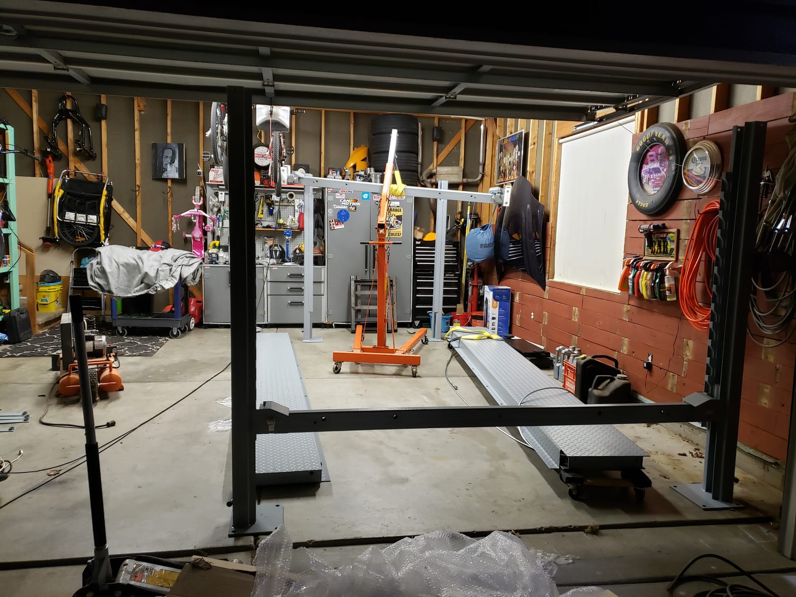 TRIUMPH NSS-8 8000Lbs 4 Post Storage Service Car Auto Lift Truck Hoist customer photo 1