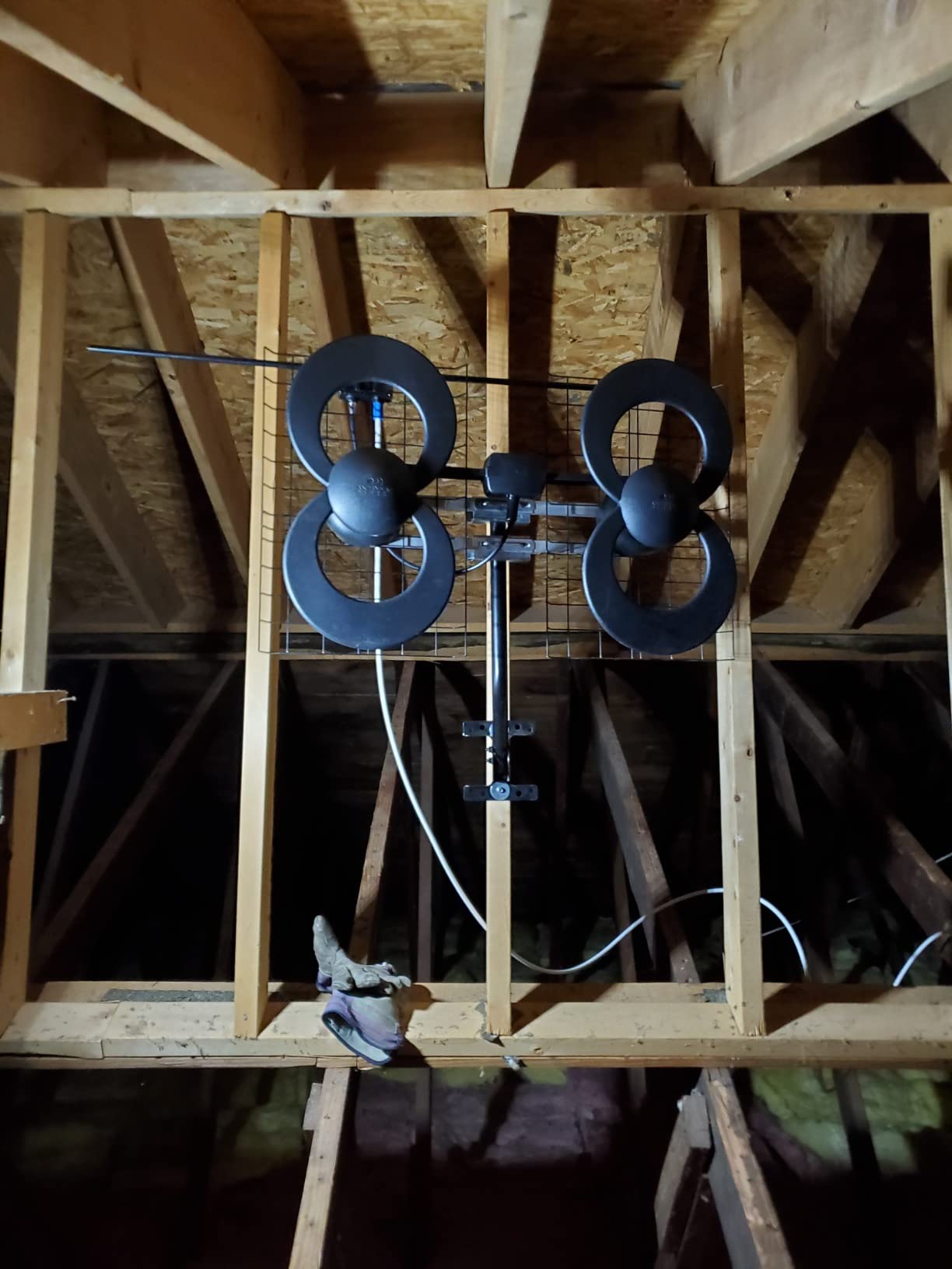Antennas Direct ClearStream 4V Outdoor TV Antenna customer photo 1