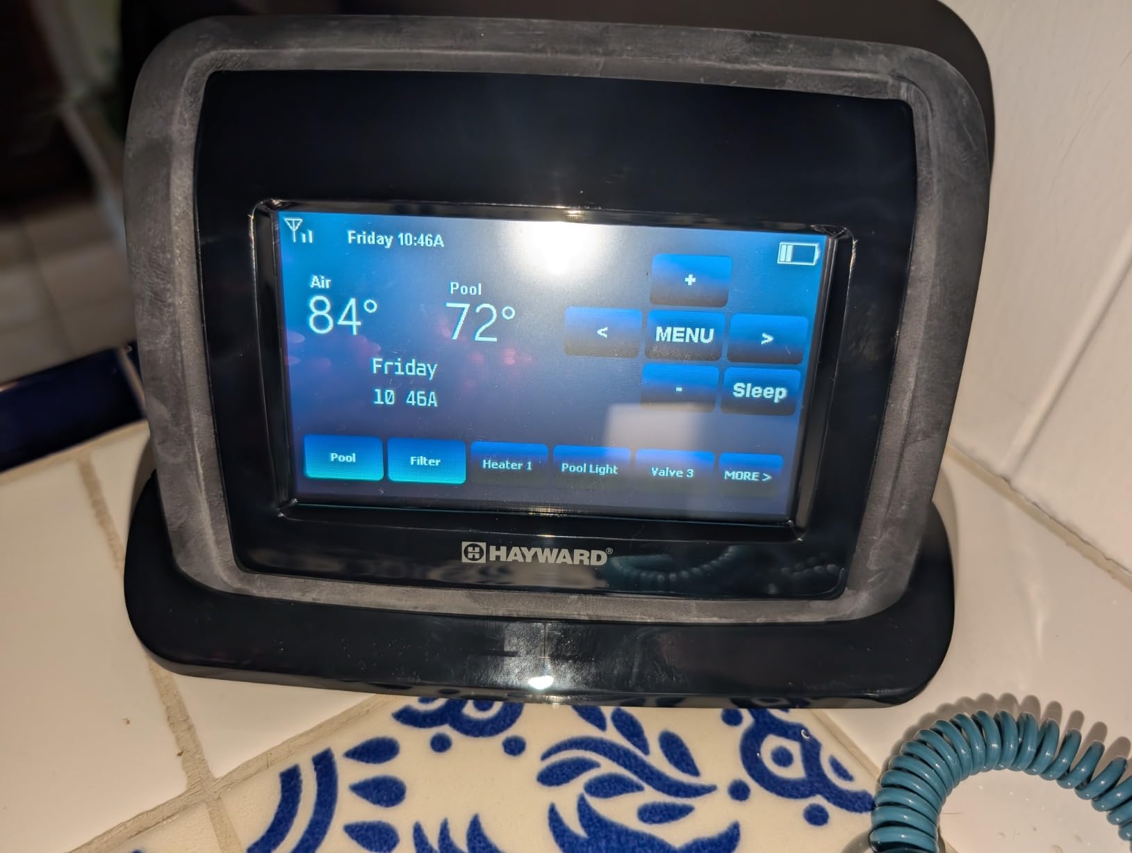 Hayward Goldline AQL2-POD2 AquaPod 2.0 Touchscreen, Waterproof Wireless Remote customer photo 1