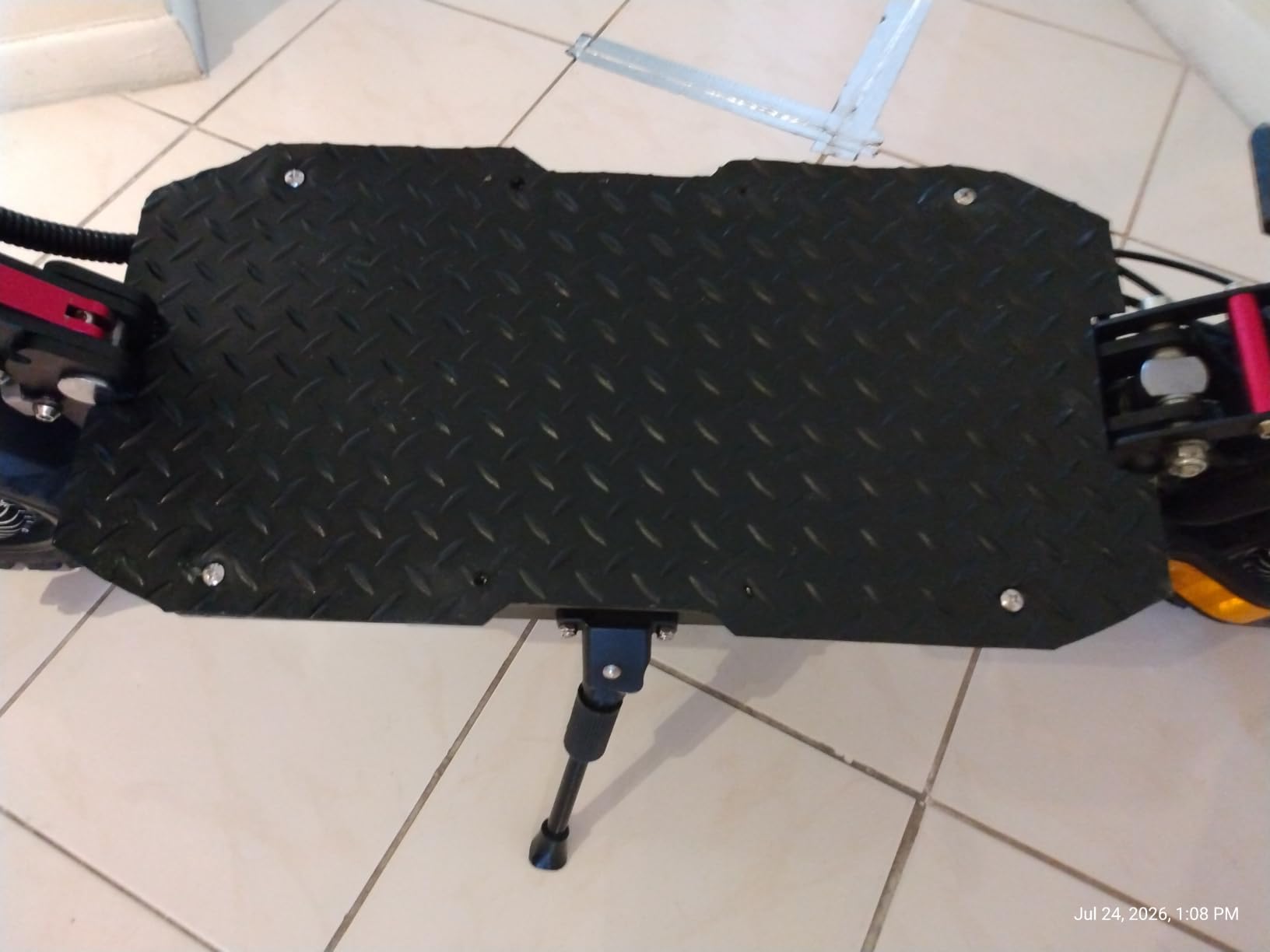Rubber-Cal Diamond-Plate Rubber Flooring Roll - 3 mm x 4 ft x 2 ft Roll - Black customer photo 1