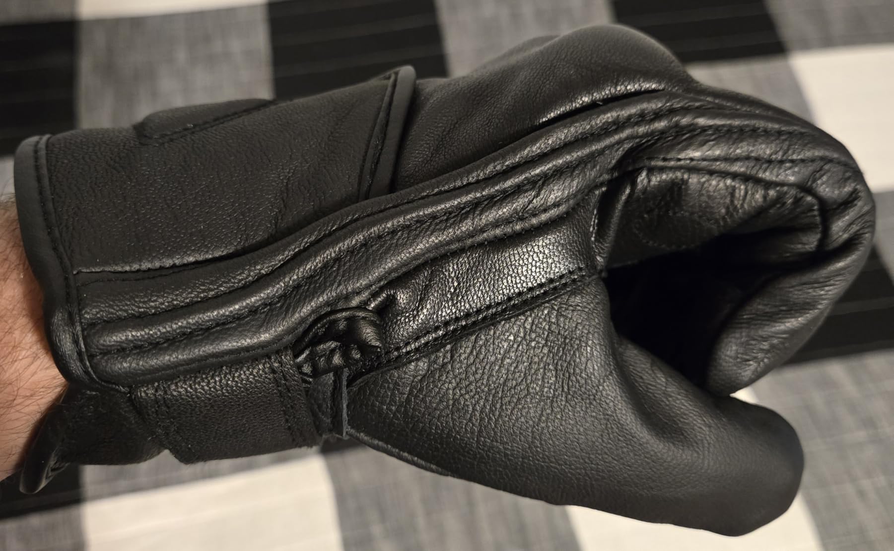 COMMUTER Motorcycle Gloves Premium Leather for Men Motorbike Riding Gloves customer photo 2