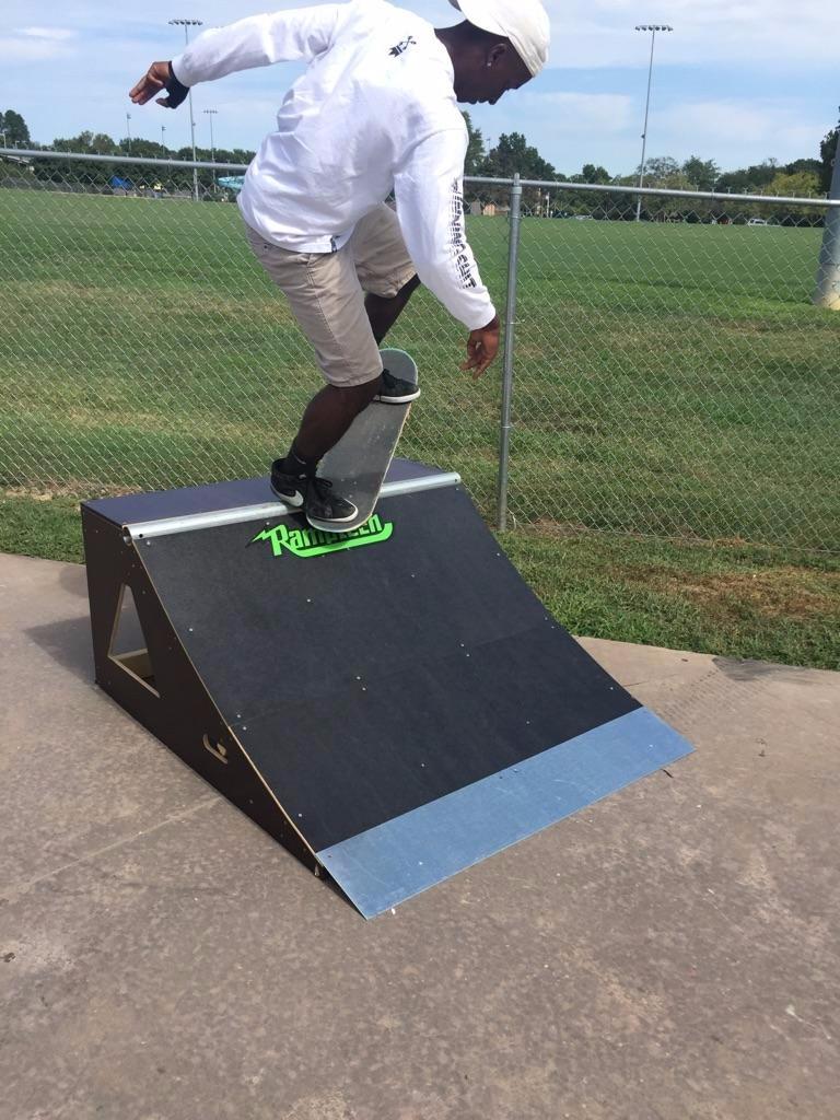 Ramptech Quarterpipe Ramp (2' Tall x 4' Wide) - Weatherproof, Heavy-Duty Indoor and Outdoor DIY Skateboard Ramp Kit - Portable Skateboarding Ramps with Caster Wheels and High Friction ABS Surfacing customer photo 2