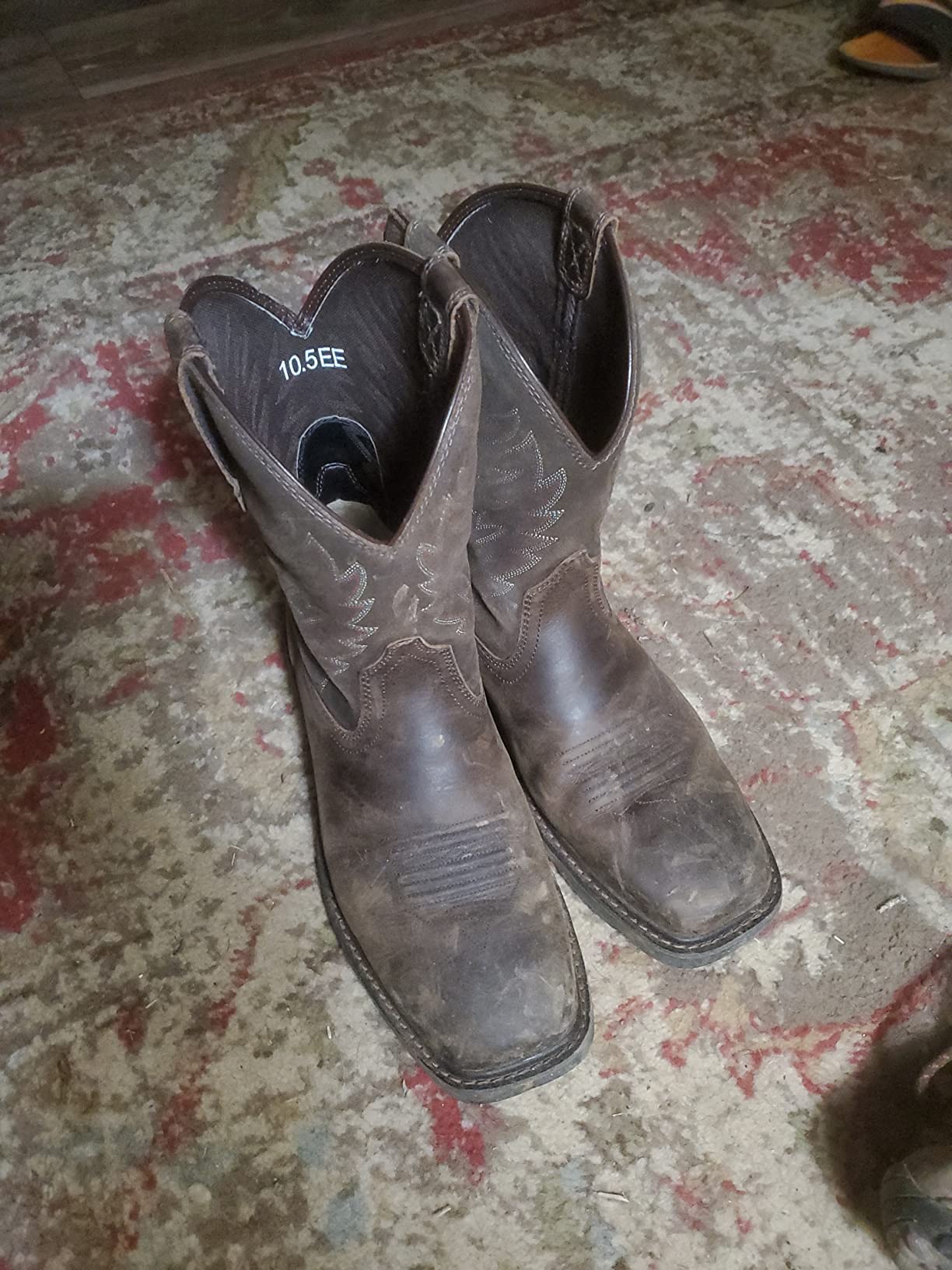 Ariat Men's Groundbreaker Wide Square Toe Work Boots customer photo 1