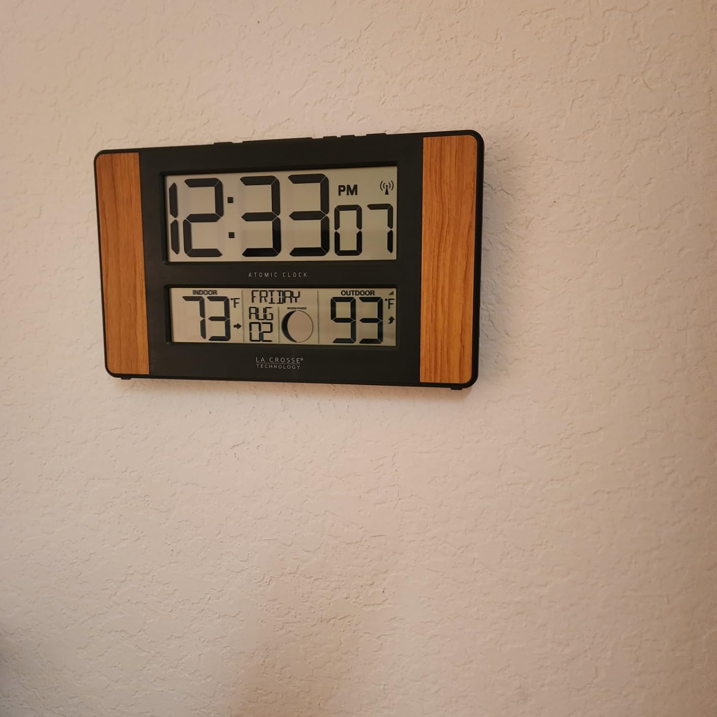 La Crosse Technology Atomic Digital Clock with Outdoor Temperature, Wood Oak, 0 customer photo 1
