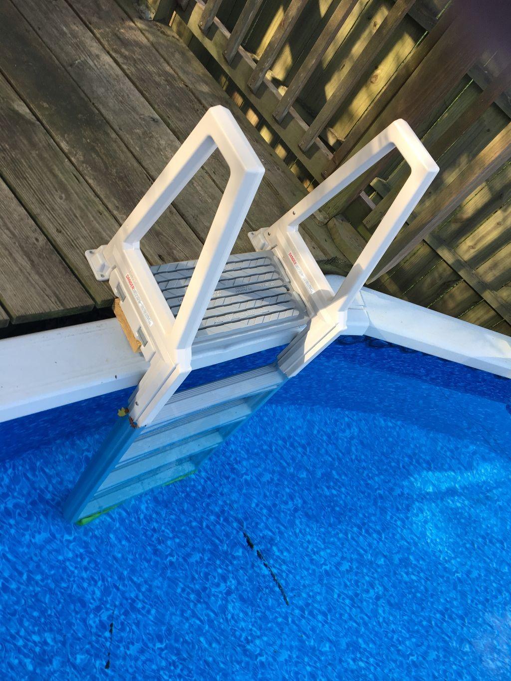 Confer Plastics 635-52X Sturdy Above Ground in-Pool Swimming Pool Ladder for Decks Adjustable from 46