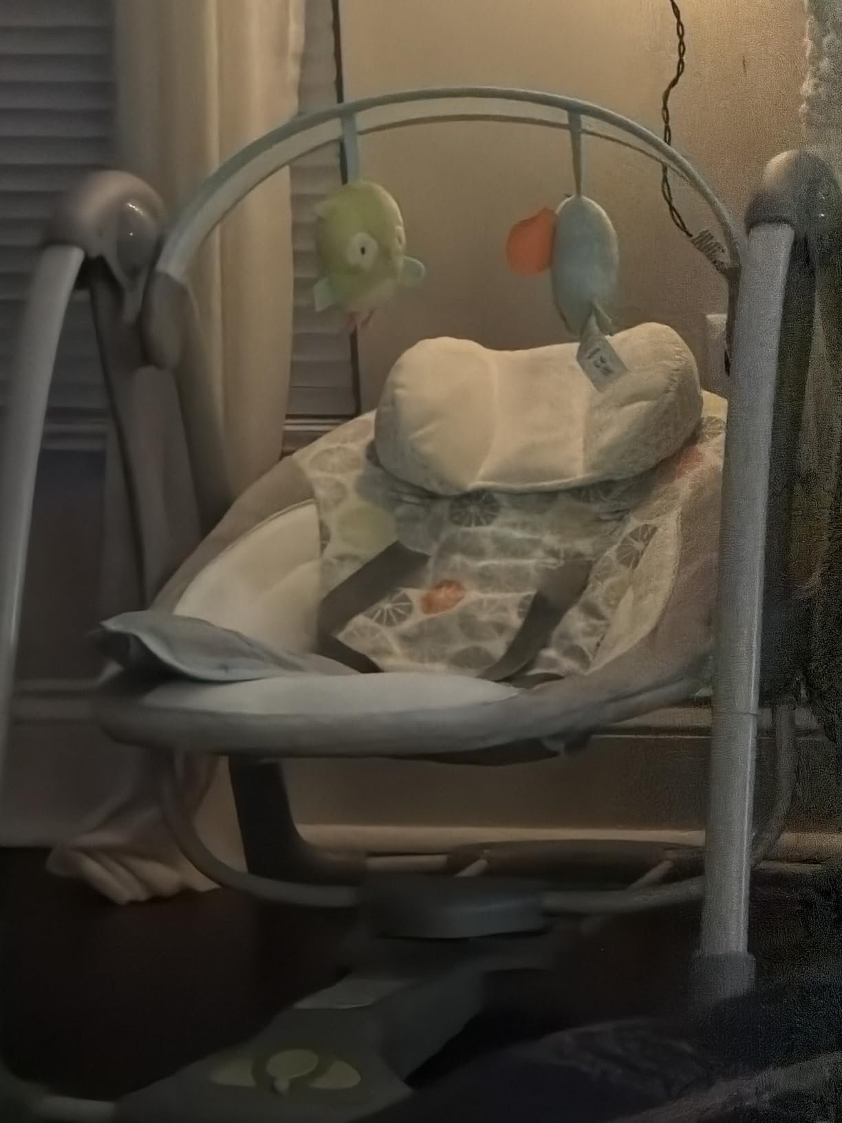 Ingenuity Swing 'n Go Lightweight Portable Baby Swing, Newborn to 9 Months customer photo 2