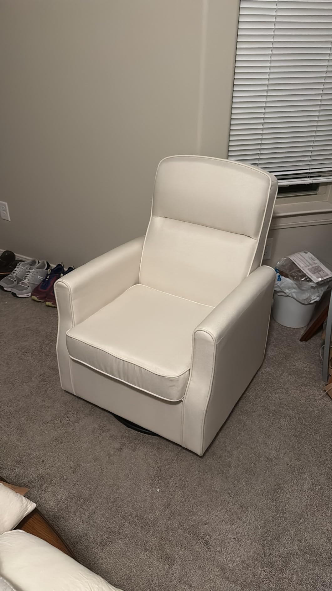 Delta Children Blair Slim Nursery Glider Swivel Rocker Chair, Cream customer photo 2