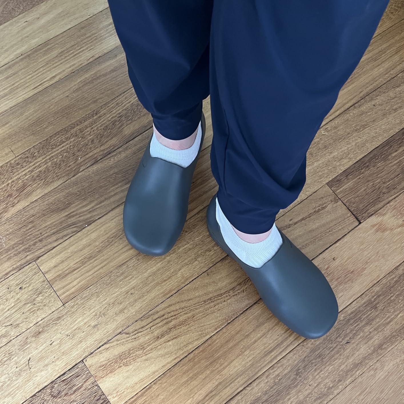 Sticky Nursing Shoes Women - Chefs - Kitchen - Nurses - Clogs for Work - Waterproof Non Slip customer photo 1
