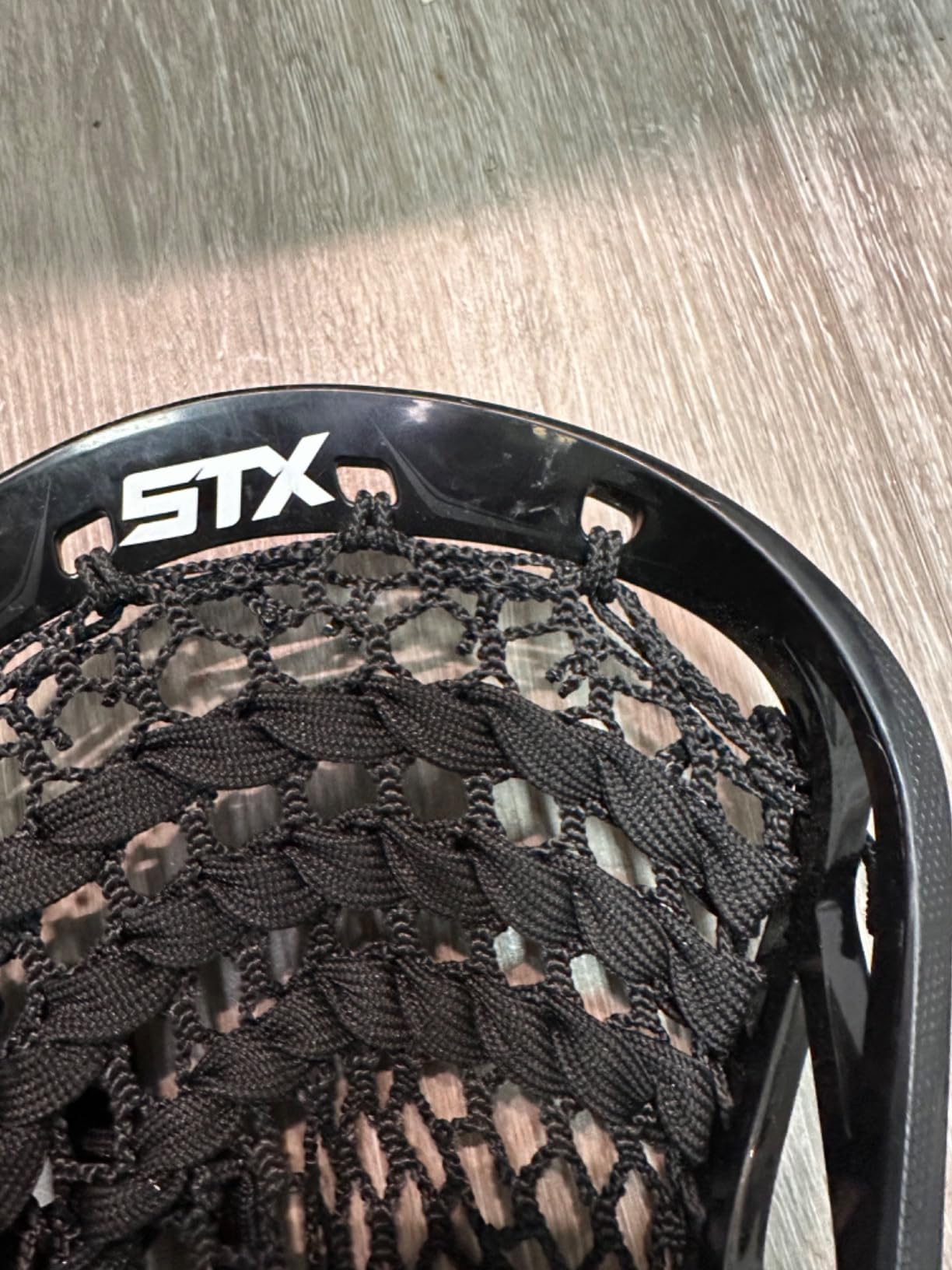 STX Lacrosse Stallion 200 Boys Complete Stick with Mesh Pocket, Attack/Midfielder customer photo 1