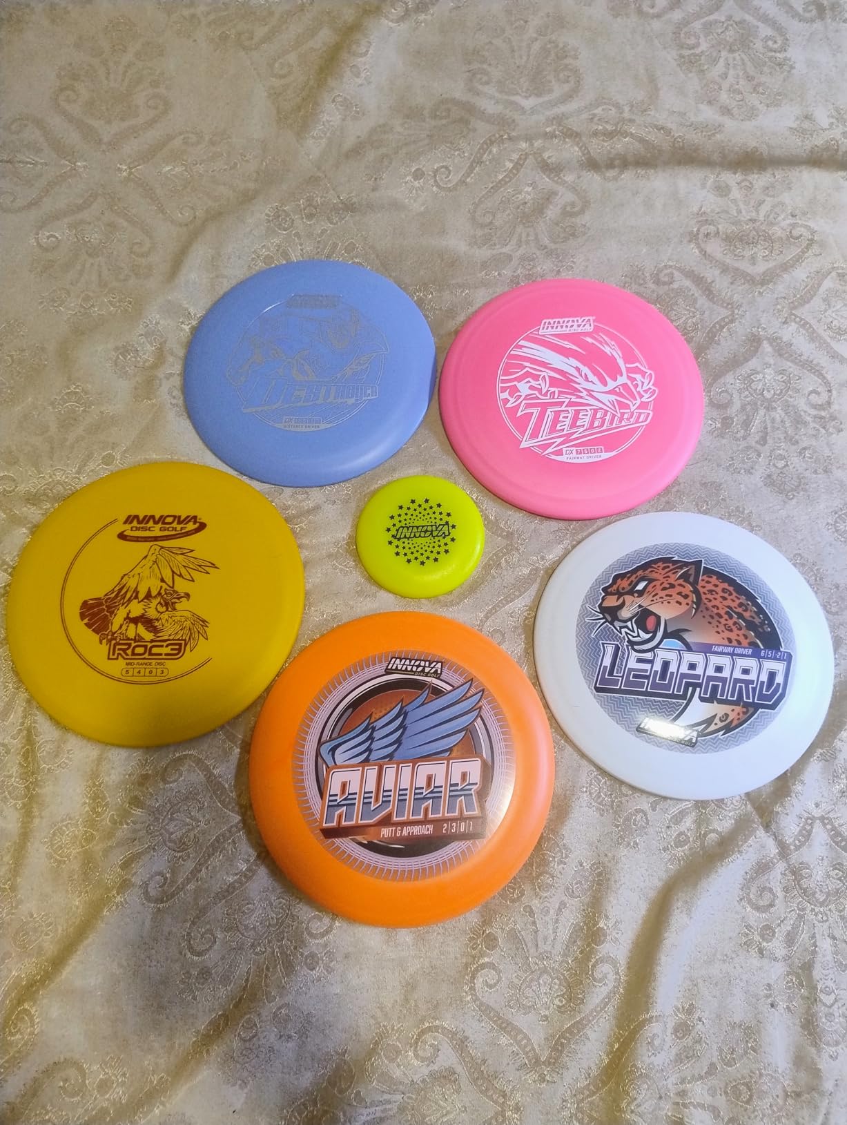 Innova Disc Golf Starter Set –Colors May Vary 160-180g – Includes Putter, Mid Range, 2X Fairway Drivers, Distance Driver, Mini Marker Beginner Disc Golf Set customer photo 1