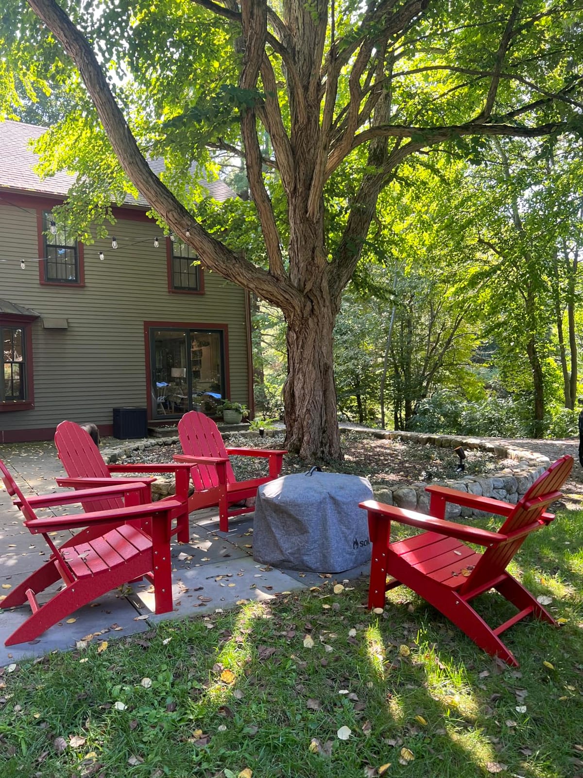 Polywood Vineyard Adirondack Chair, Outdoor Patio Furniture, All-Weather Composite, Pool Deck Garden Chair, Made in USA, Slate Grey customer photo 1