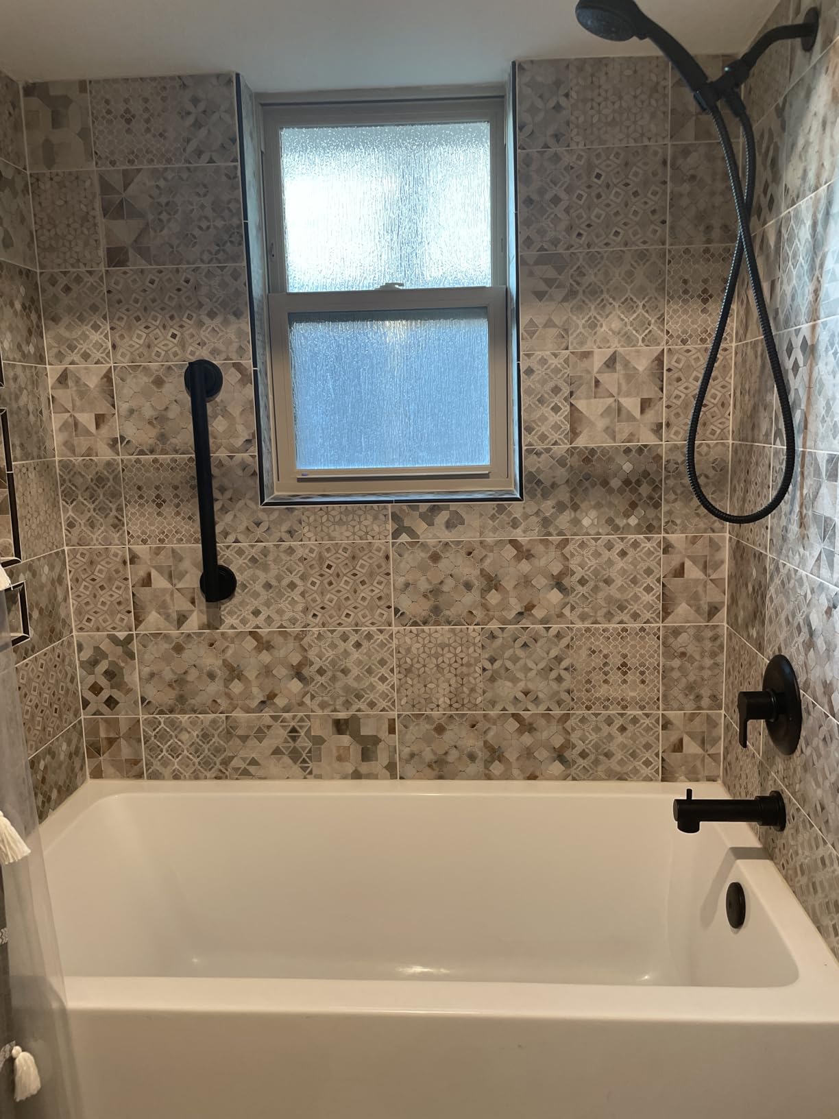 Aqua Eden VTAP603222R 60-Inch Acrylic 3-Wall Alcove Tub with Right Hand Drain Hole, White customer photo 2