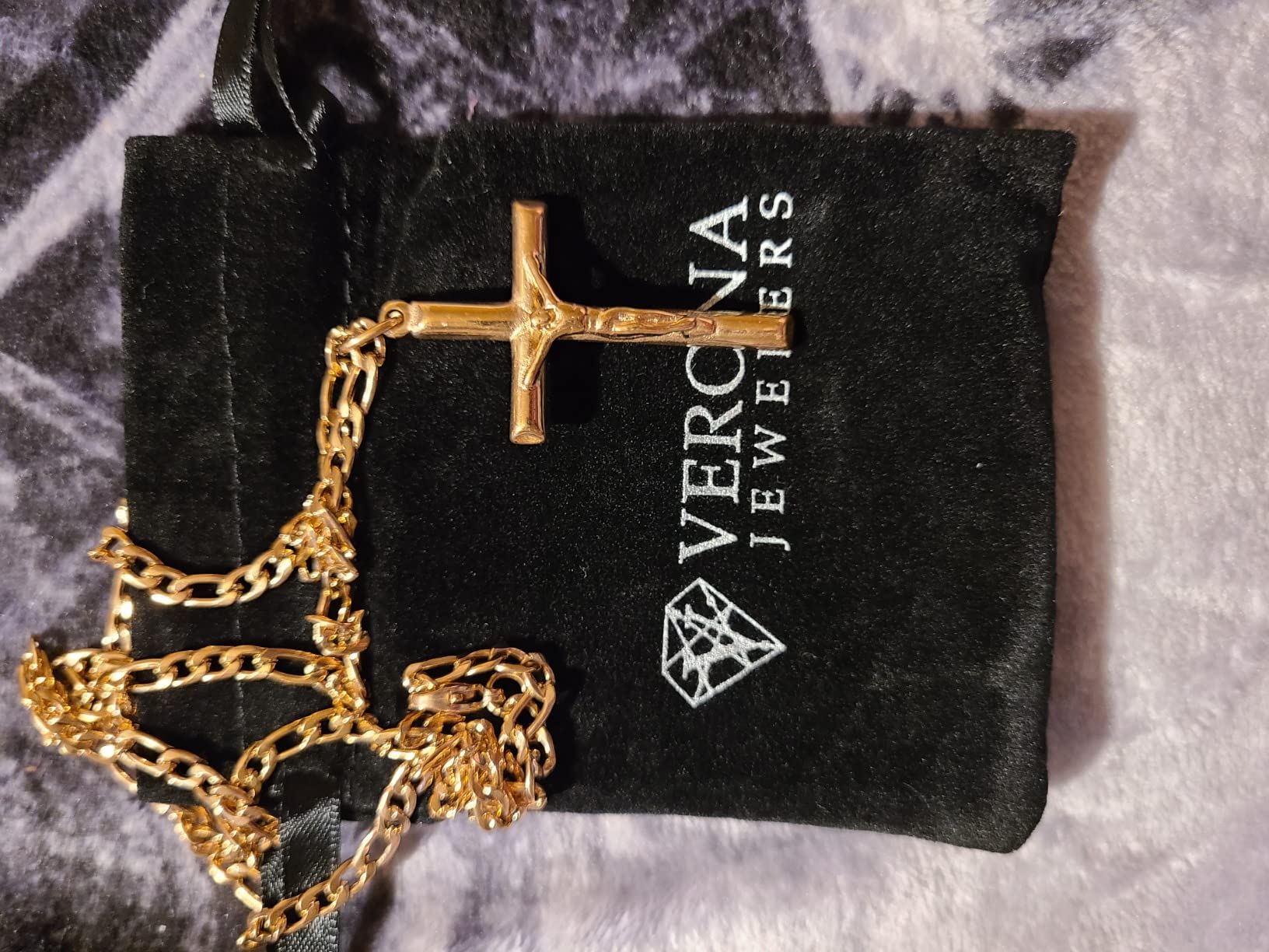Verona Jewelers Men and Women 24