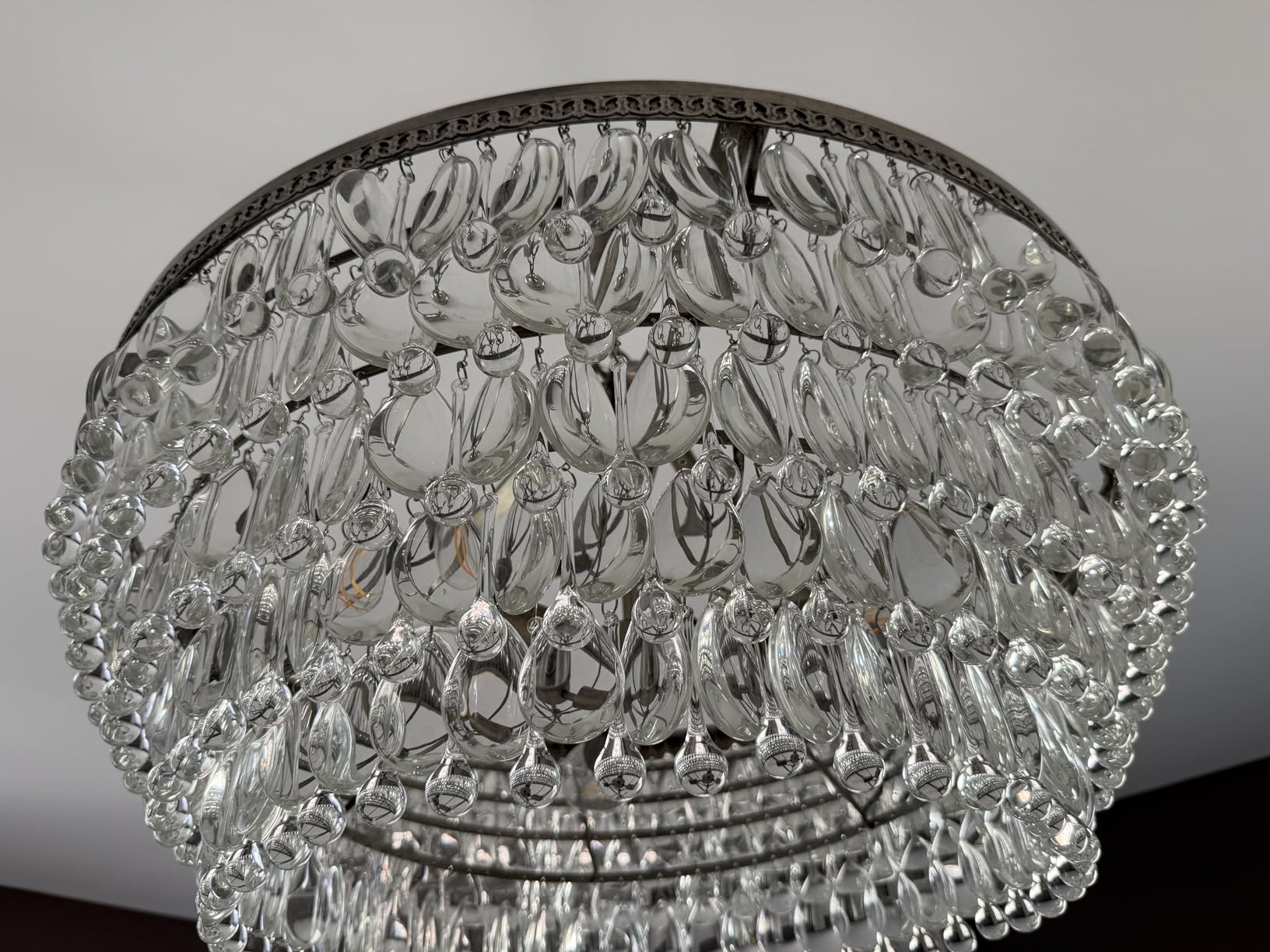 Wellmet Crystal Chandelier, 6-Light 5 Tiers Farmhouse Bronze Ceiling Lighting Fixture, Modern Foyer Dining Room Chandeliers for Bedroom, Hallway, Bar, Kitchen, W20-inch customer photo 1