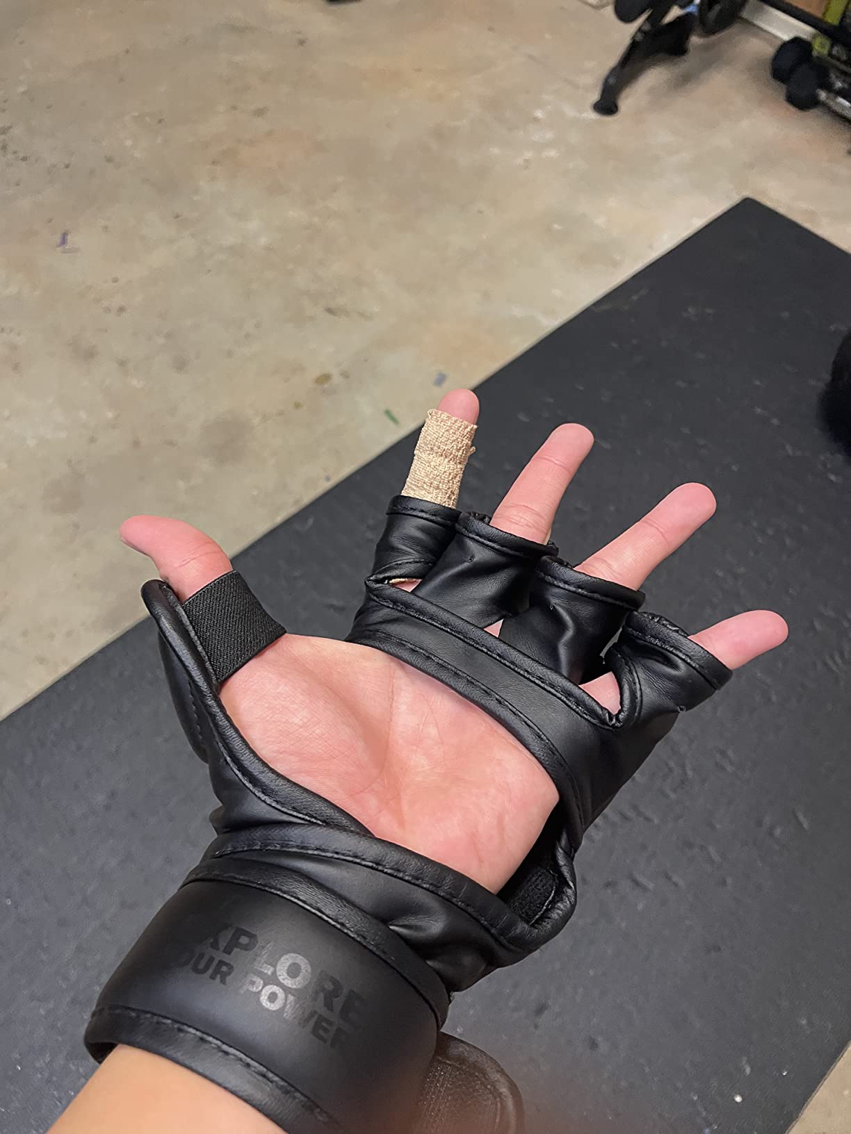 LIBERLUPUS MMA Gloves Sparring for Men– Open Palm Training Gloves for Grappling, Kickboxing, Muay Thai, Youth Self-Defense, Heavy Bag Workouts – Durable Synthetic Leather customer photo 1