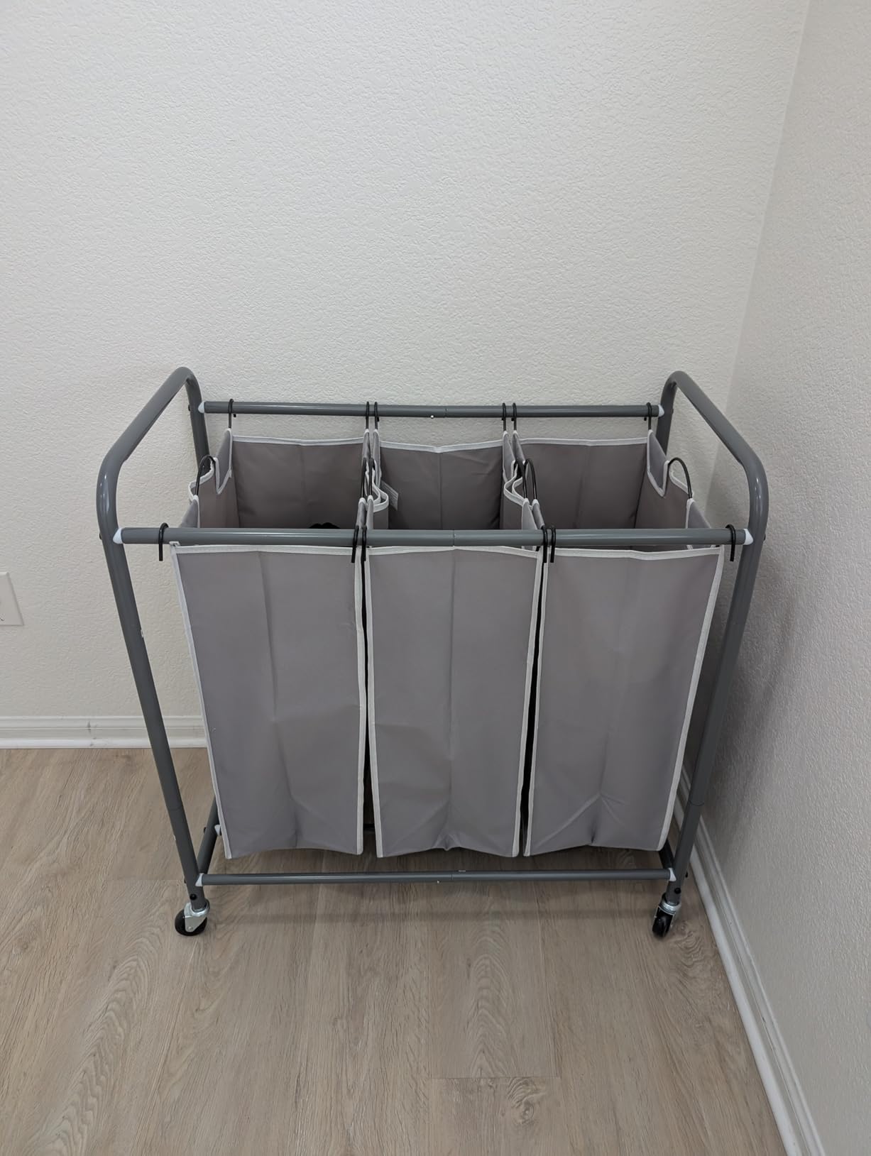 STORAGE MANIAC 3 Section Laundry Sorter, 35.6 Gal (135 L) Laundry Hamper Cart with Heavy Duty Rolling Lockable Wheels and Removable Bags, Clothes Organizer Basket Separator Hamper, Gray customer photo 2