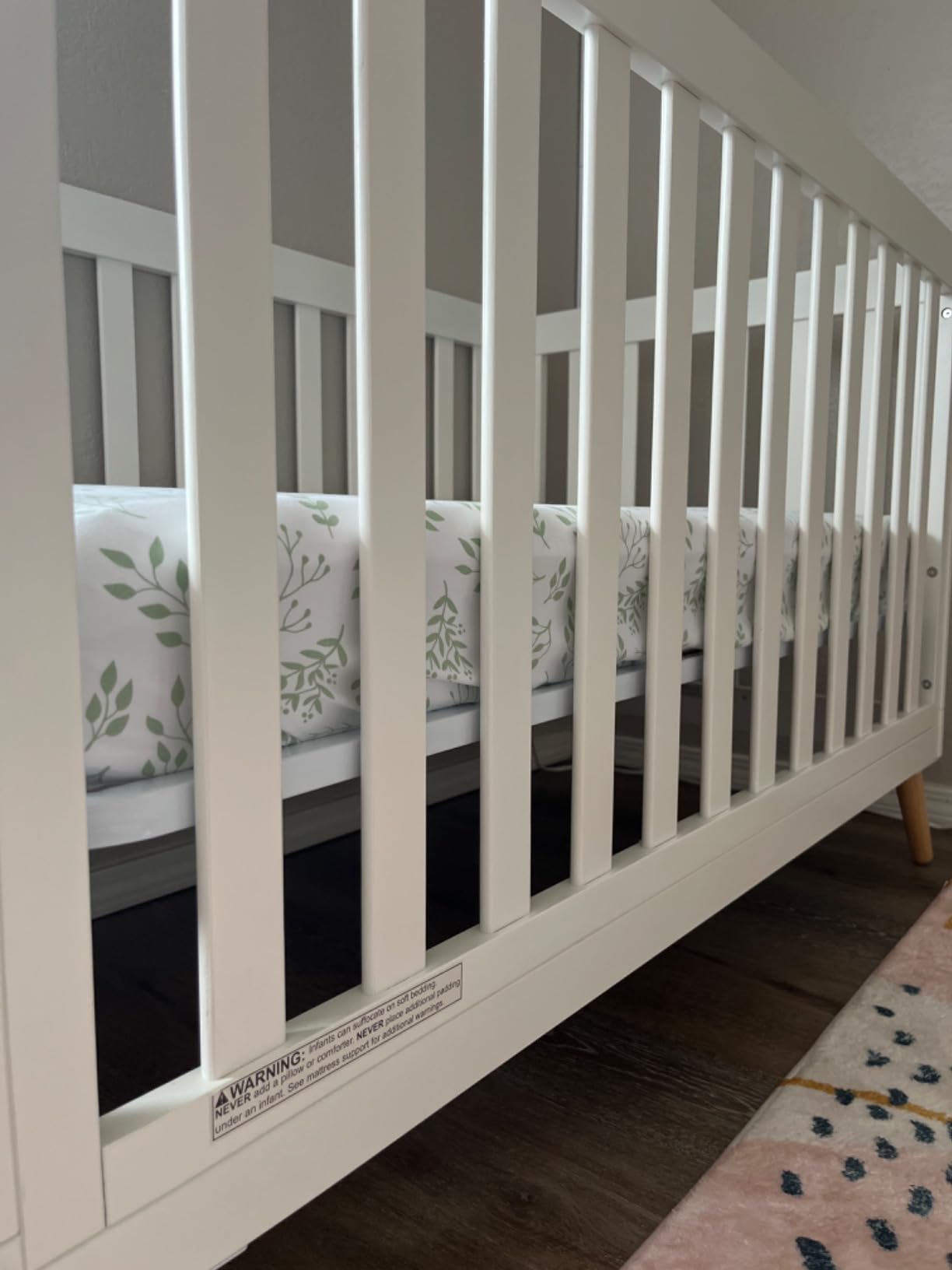 Delta Children Essex 4-in-1 Convertible Baby Crib, Bianca White with Natural Legs customer photo 1