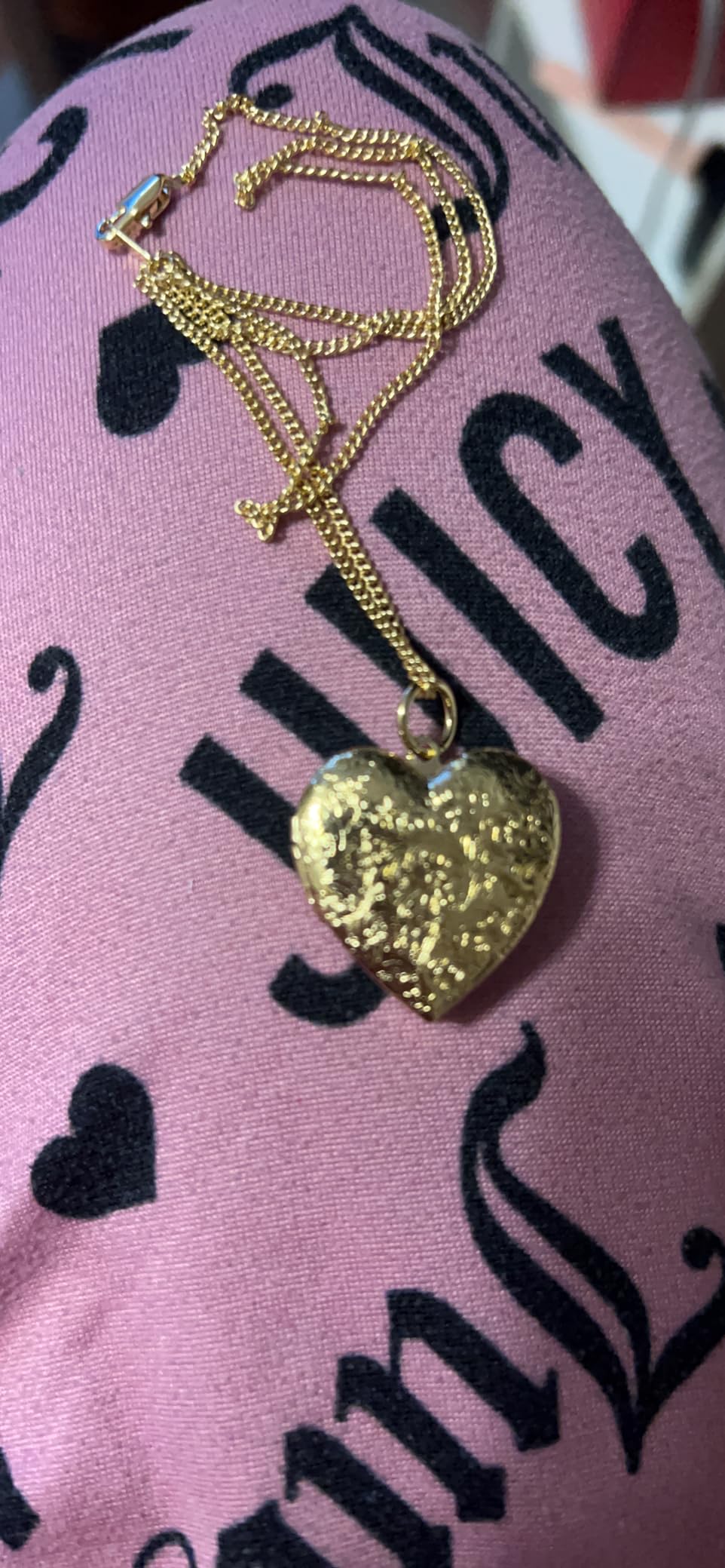 LIFETIME JEWELRY Antique Heart Locket Necklace for Women & Girls That Holds Pictures – 10X Thicker Real 24K Gold Plated Charm – Made in USA with Lifetime Replacement customer photo 1