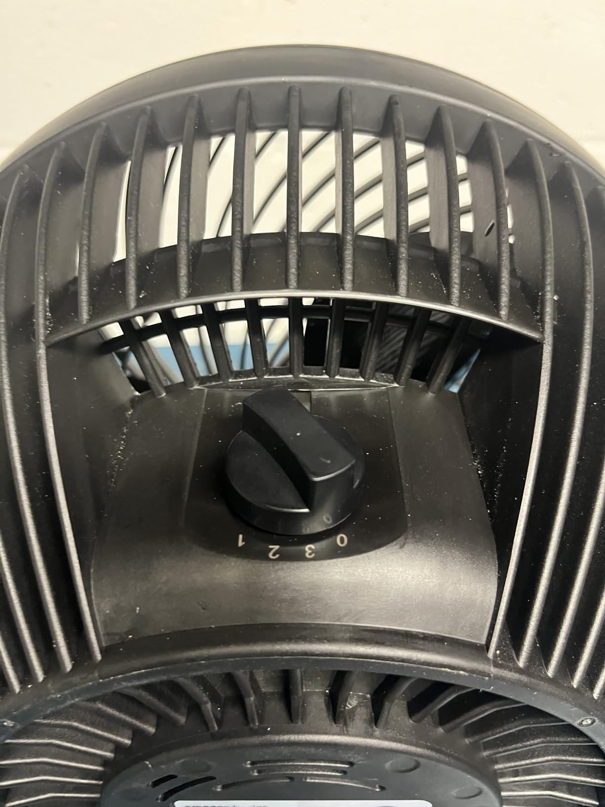 Amazon Basics Air Circulator Desk Fan for Bedroom, Home and Office, 90-Degree Tilt Head, 3 Speed Settings, Cooling, 35 Watts, Black, 11.1