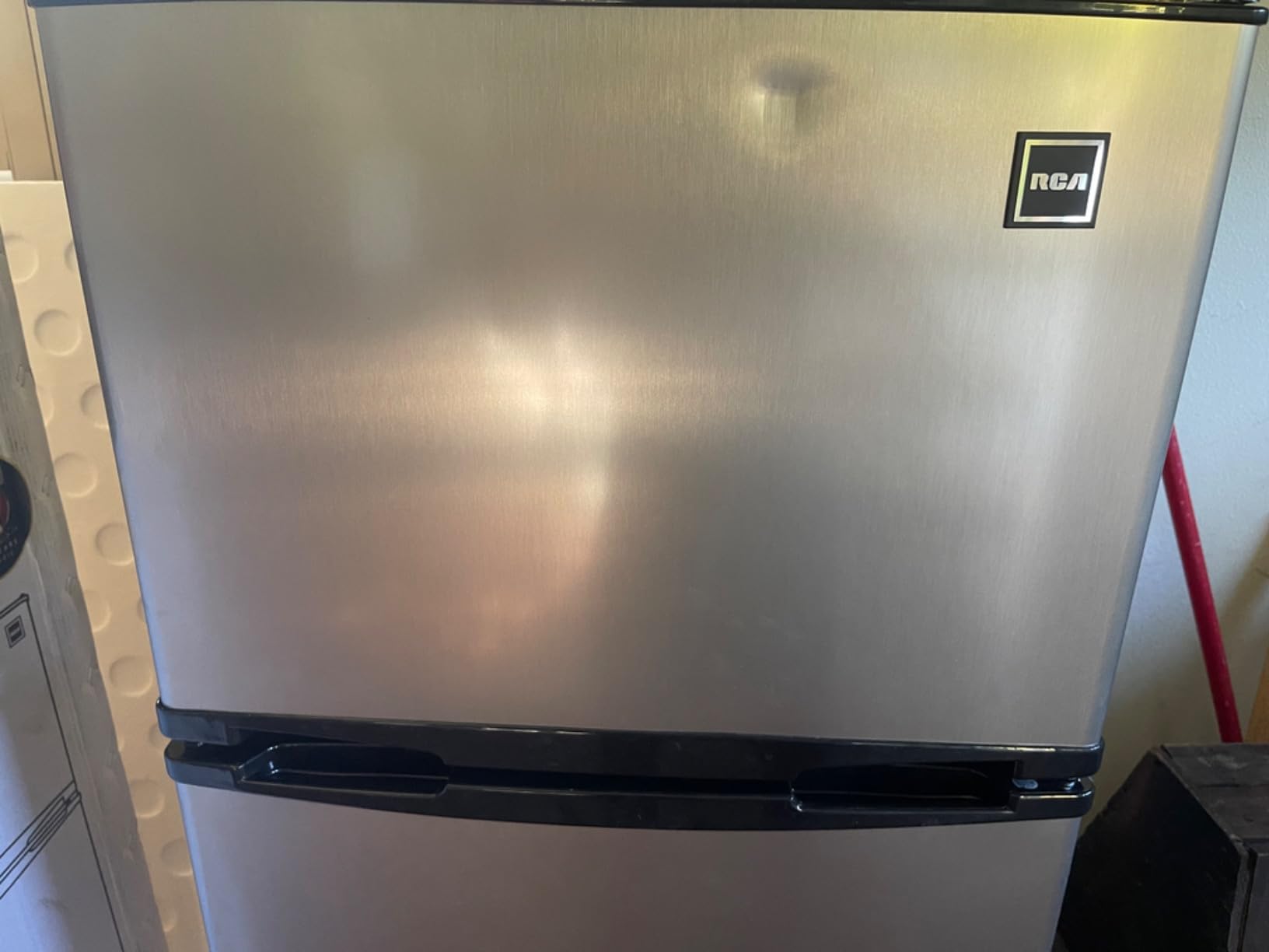ARCTIC CHEF ACFR725AMZ6COM 2 Door Apartment Size Refrigerator with Freezer, Stainless customer photo 2