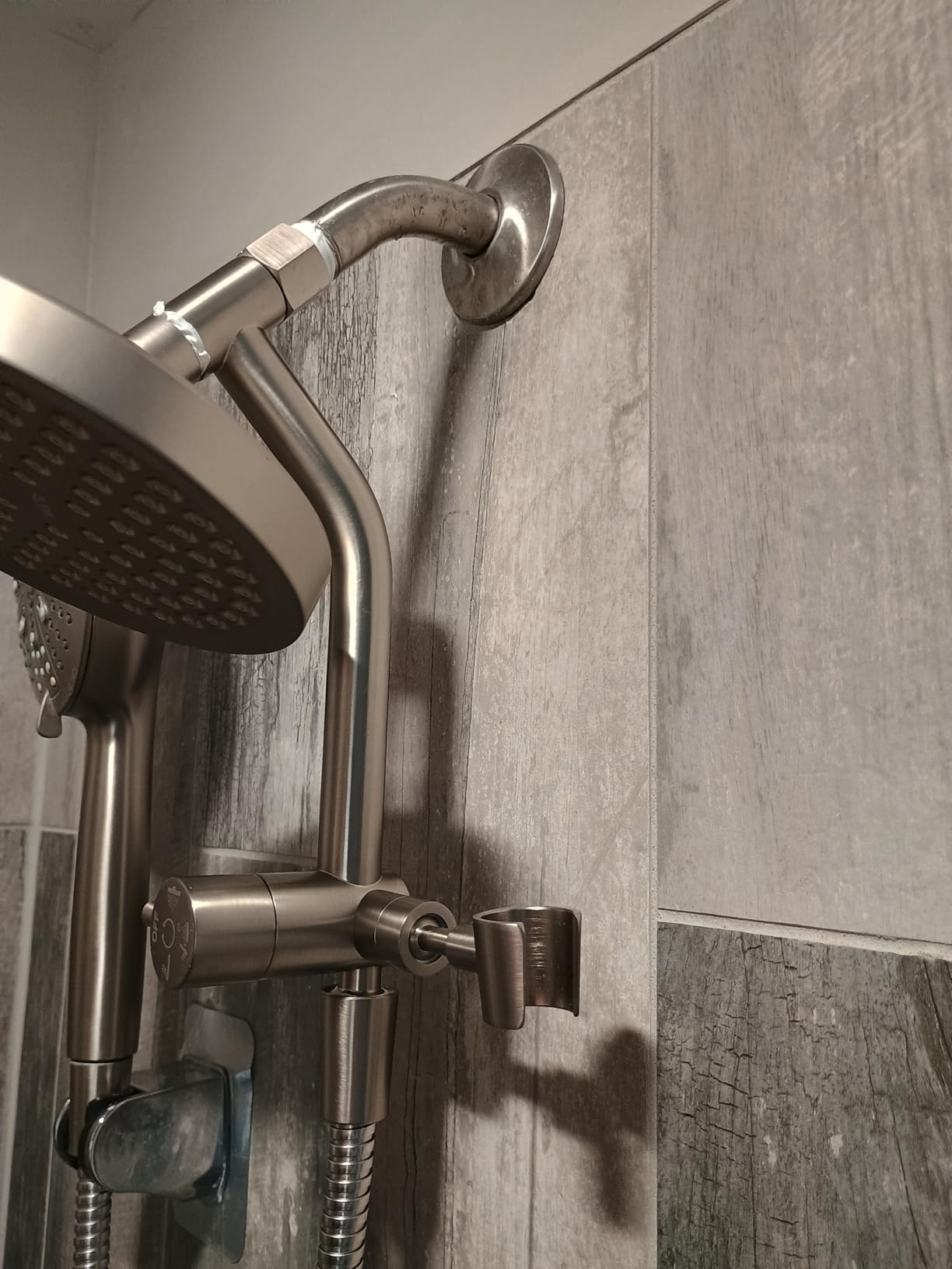 GURIN Shower Head - Premium Polished Chrome Finish - Rain Showerhead 6 Inch customer photo 1