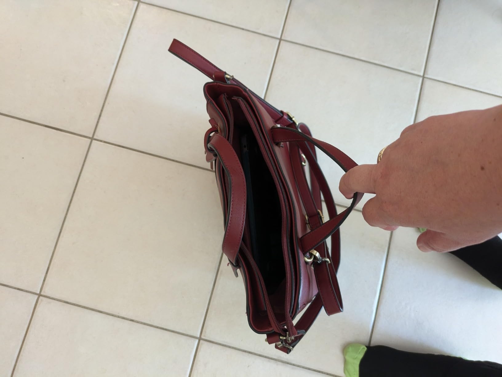 ECOSUSI Tote Bag Convertible Backpack for Women Vegan Leather Handbag Multifuction Shoulder Bag customer photo 1