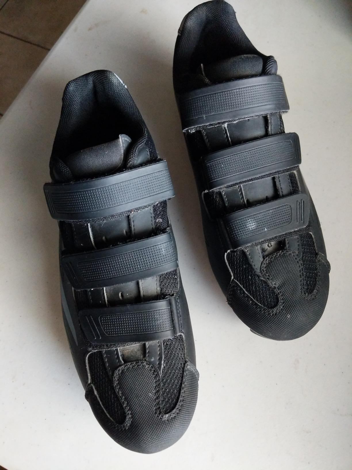 Tommaso Montagna Men’s Mountain Bike Shoes for SPD Pedals – Gravel & Trail Cycling Shoes – Compatible with SPD Cleats – No Cleats Included customer photo 1