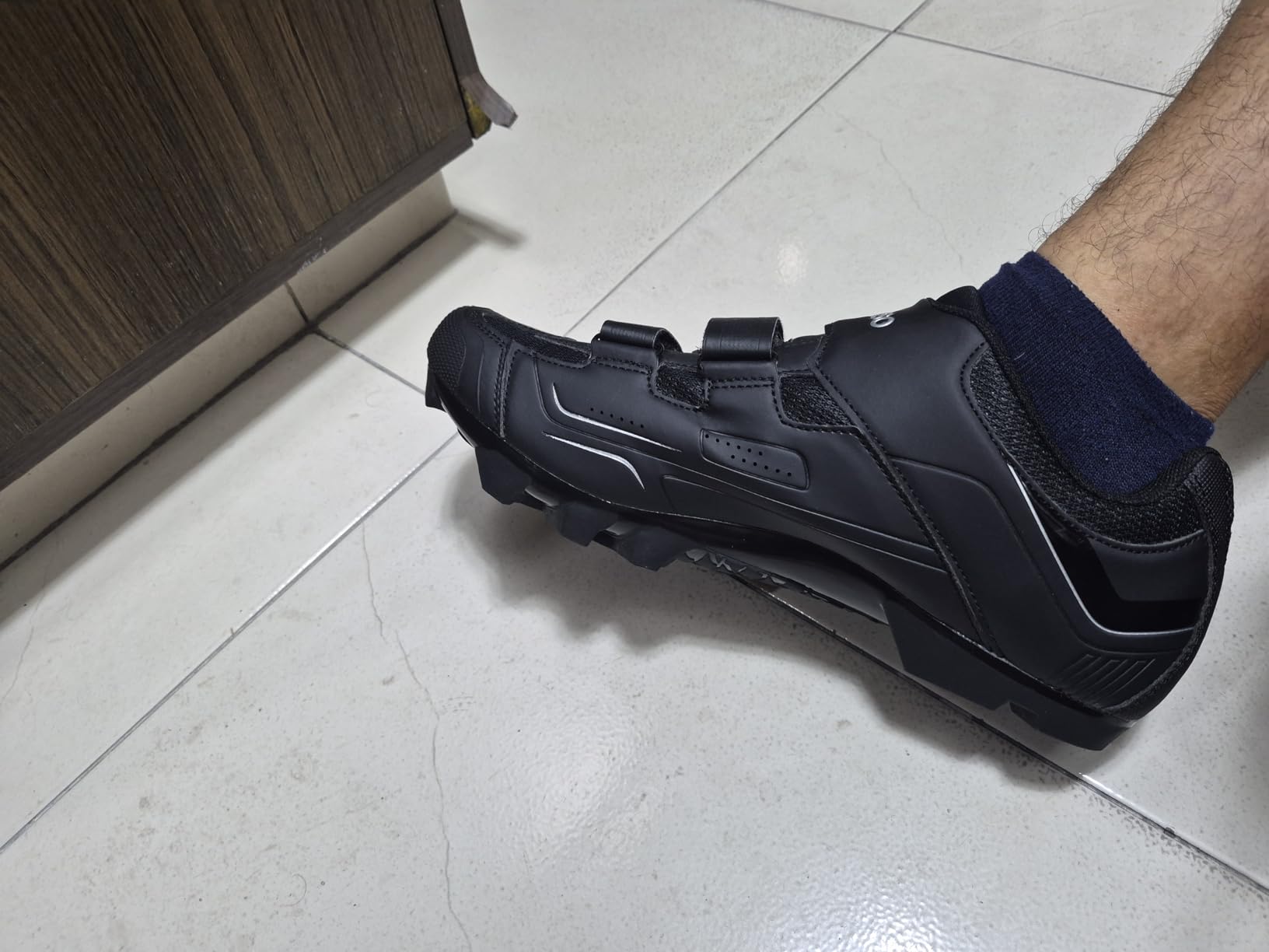 Tommaso Montagna Men’s Mountain Bike Shoes for SPD Pedals – Gravel & Trail Cycling Shoes – Compatible with SPD Cleats – No Cleats Included customer photo 2