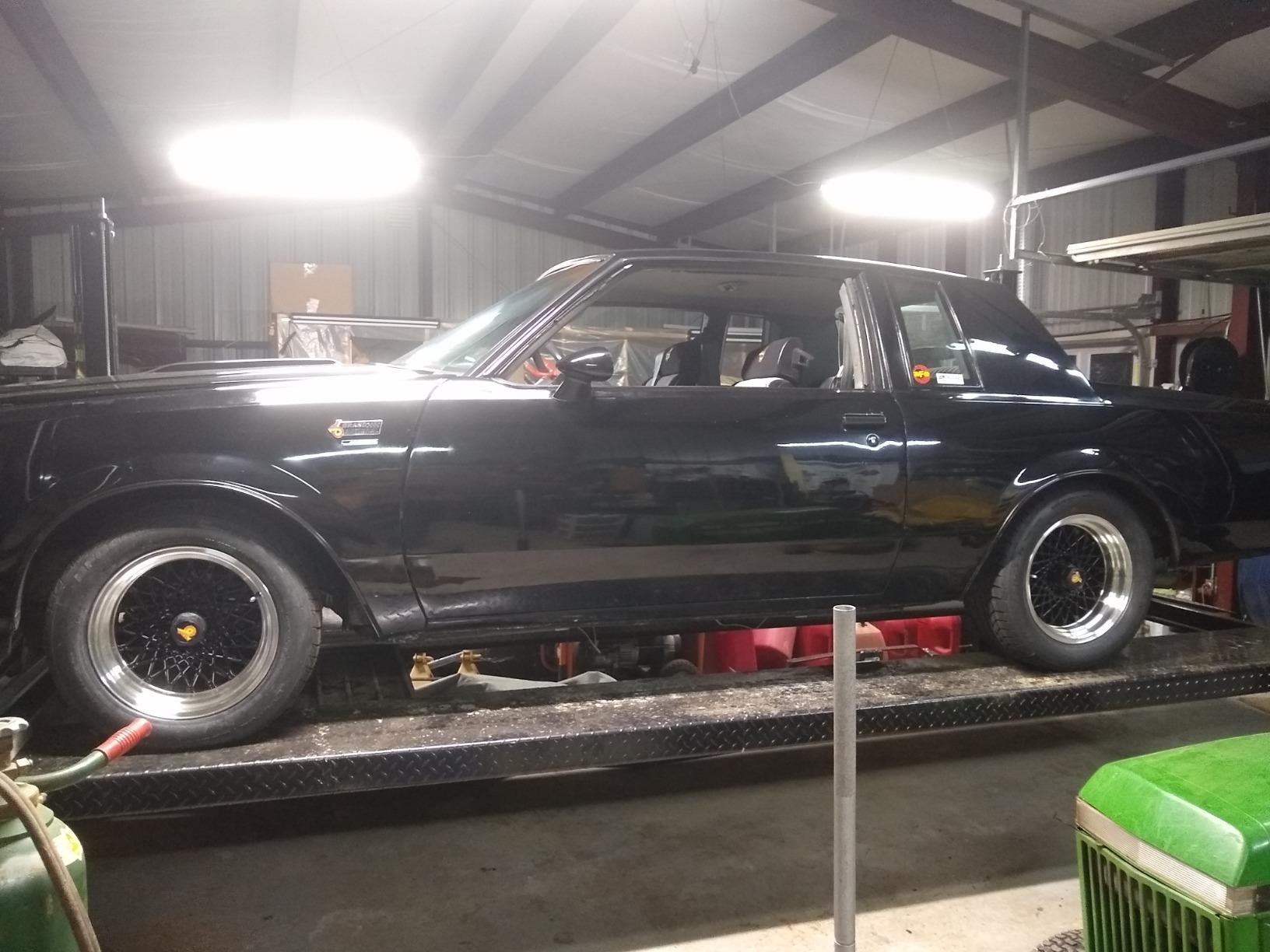 TRIUMPH NSS8TL 8000Lbs Taller Longer 4 Post Storage Service Car Auto Lift Truck Hoist customer photo 1