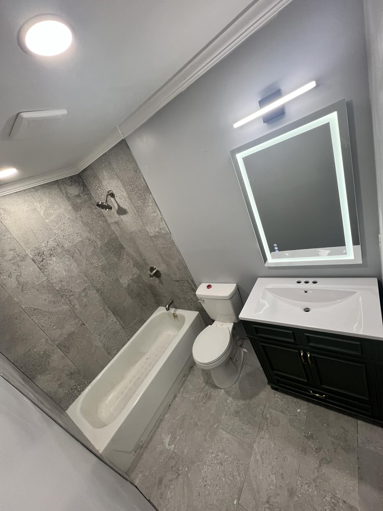 Combuh Black Bathroom Light Fixtures Over Mirror Lighting Gentle, 9W 16 Inch Modern LED Small Vanity Lamp Bar IP44 Slim Linear Bath Wall Sconces for Restroom Indoor Cool White 6000K customer photo 1