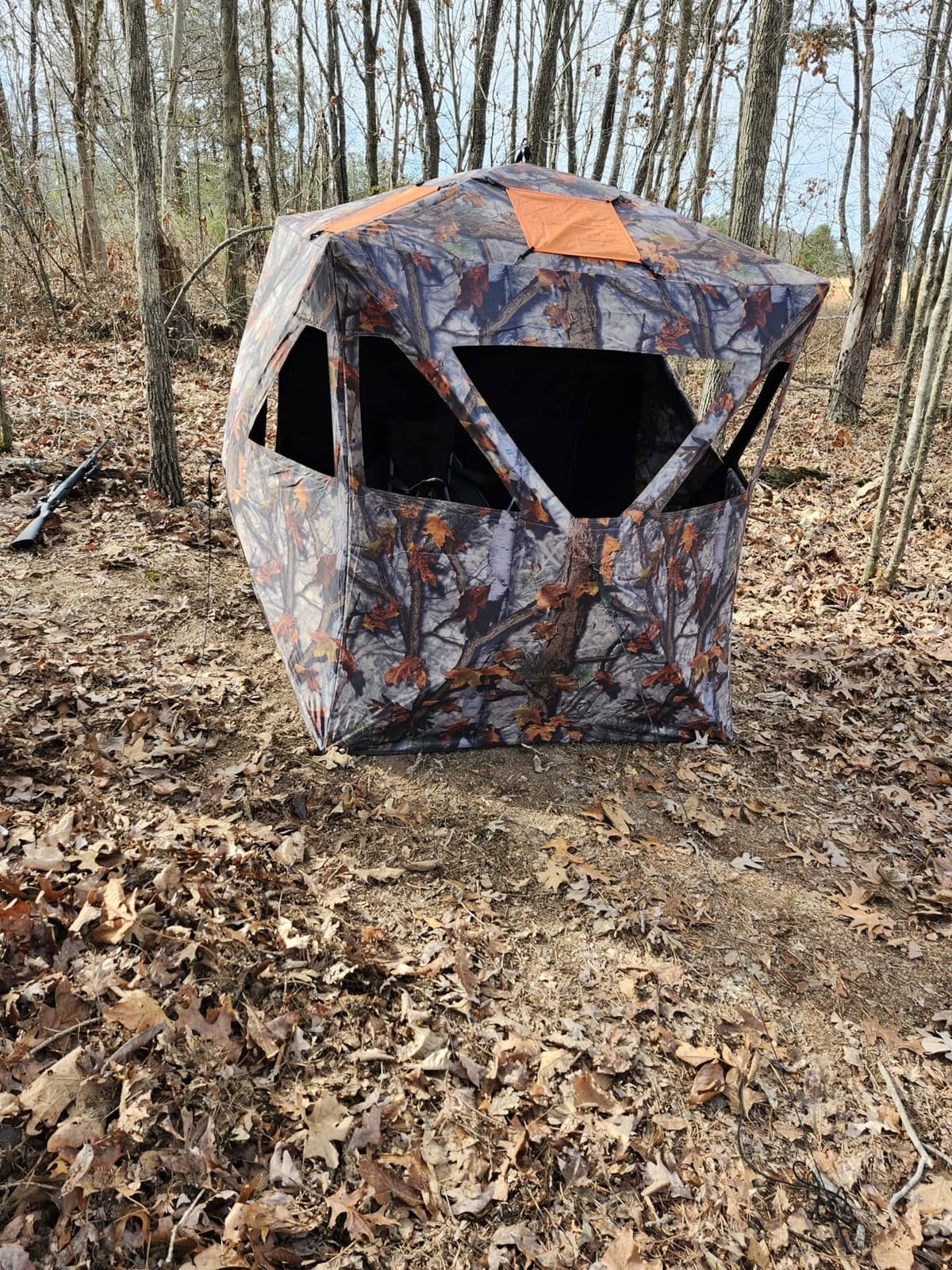 Barronett Blinds® Road Runner, Portable Hunting Blind, Pop-Up Hub Blind, Zipperless Windows, Lightweight, 2-Person, Bloodtrail® Woodland, 67” x 71” x 71”, RR200BT customer photo 1