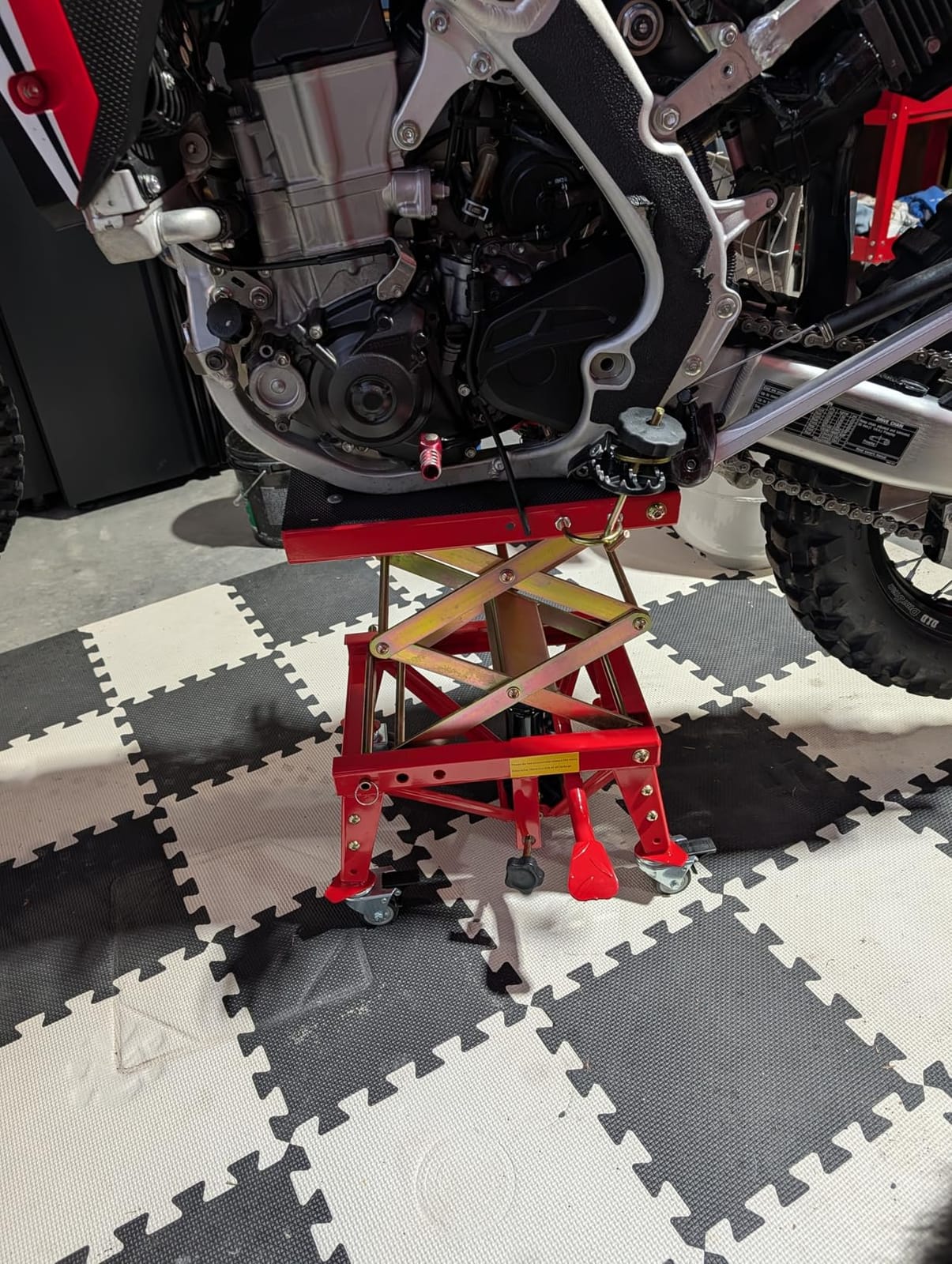 VIVOHOME 350 Lbs Heavy Duty Hydraulic Motorcycle Lift Jack customer photo 1